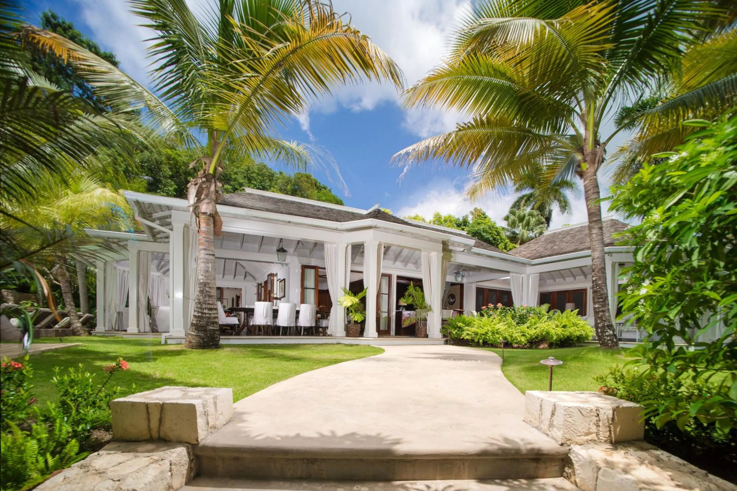 3 Bedroom Signature private pool in Round Hill Hotel & Villas