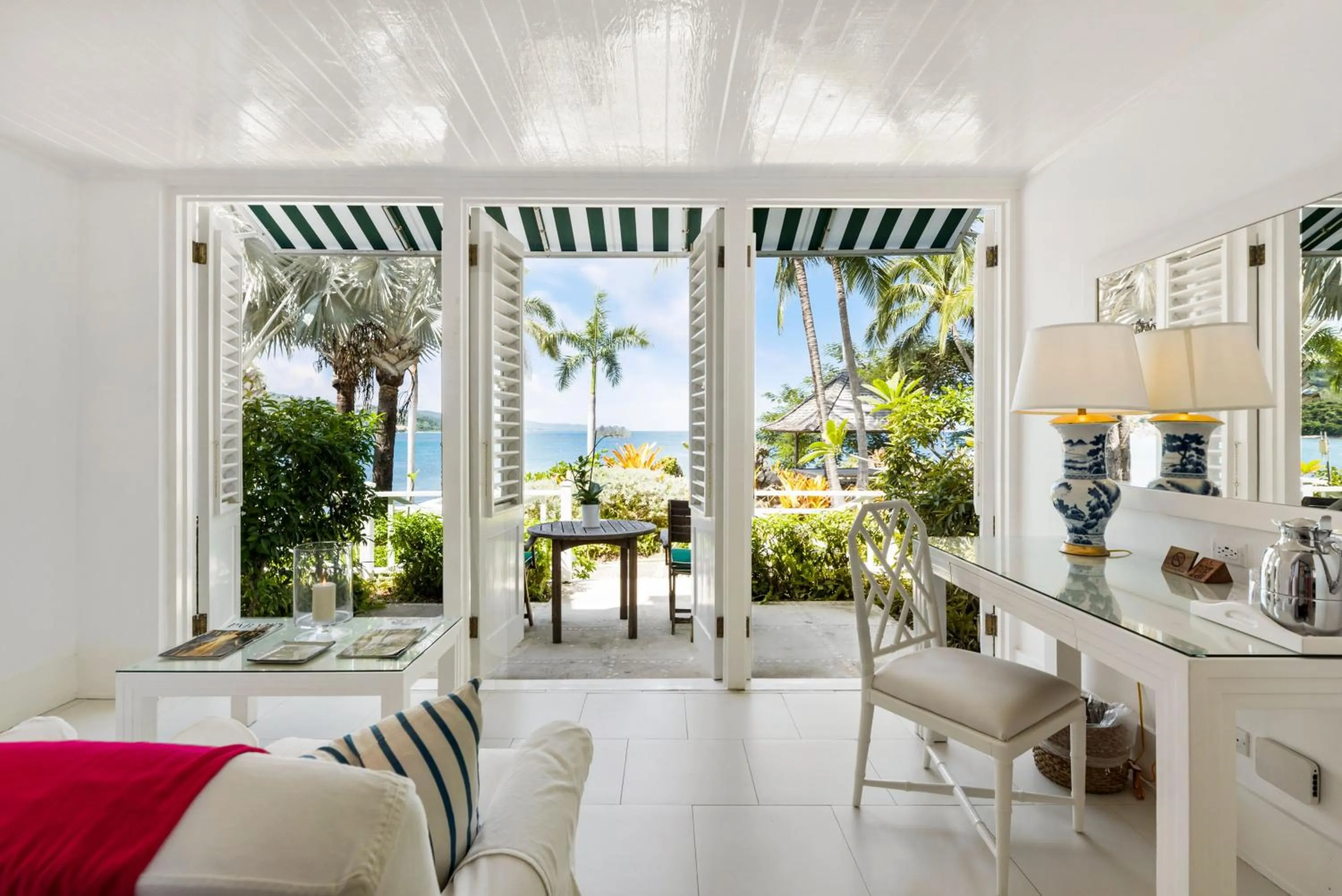 Oceanfront Balcony Double in Round Hill Hotel & Villas