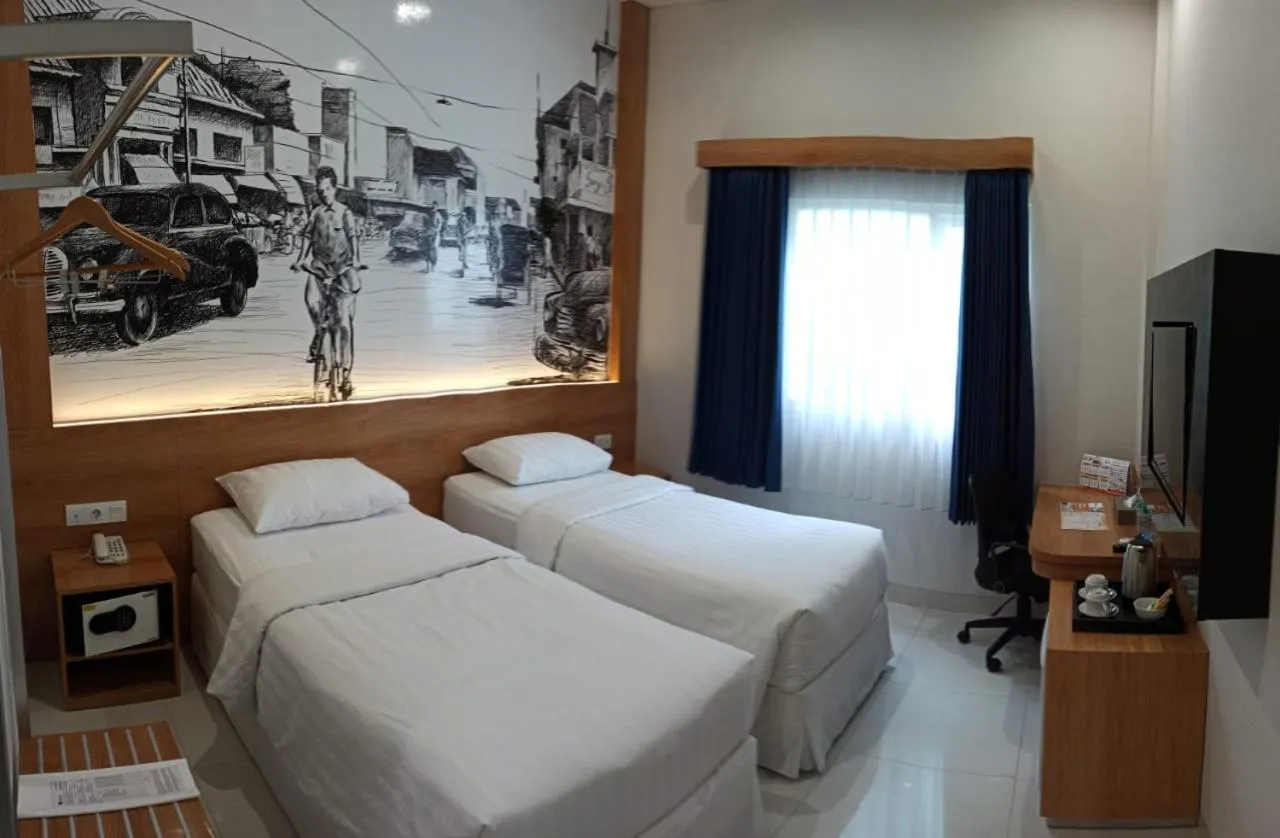 Deluxe Twin Room in Choice City Hotel