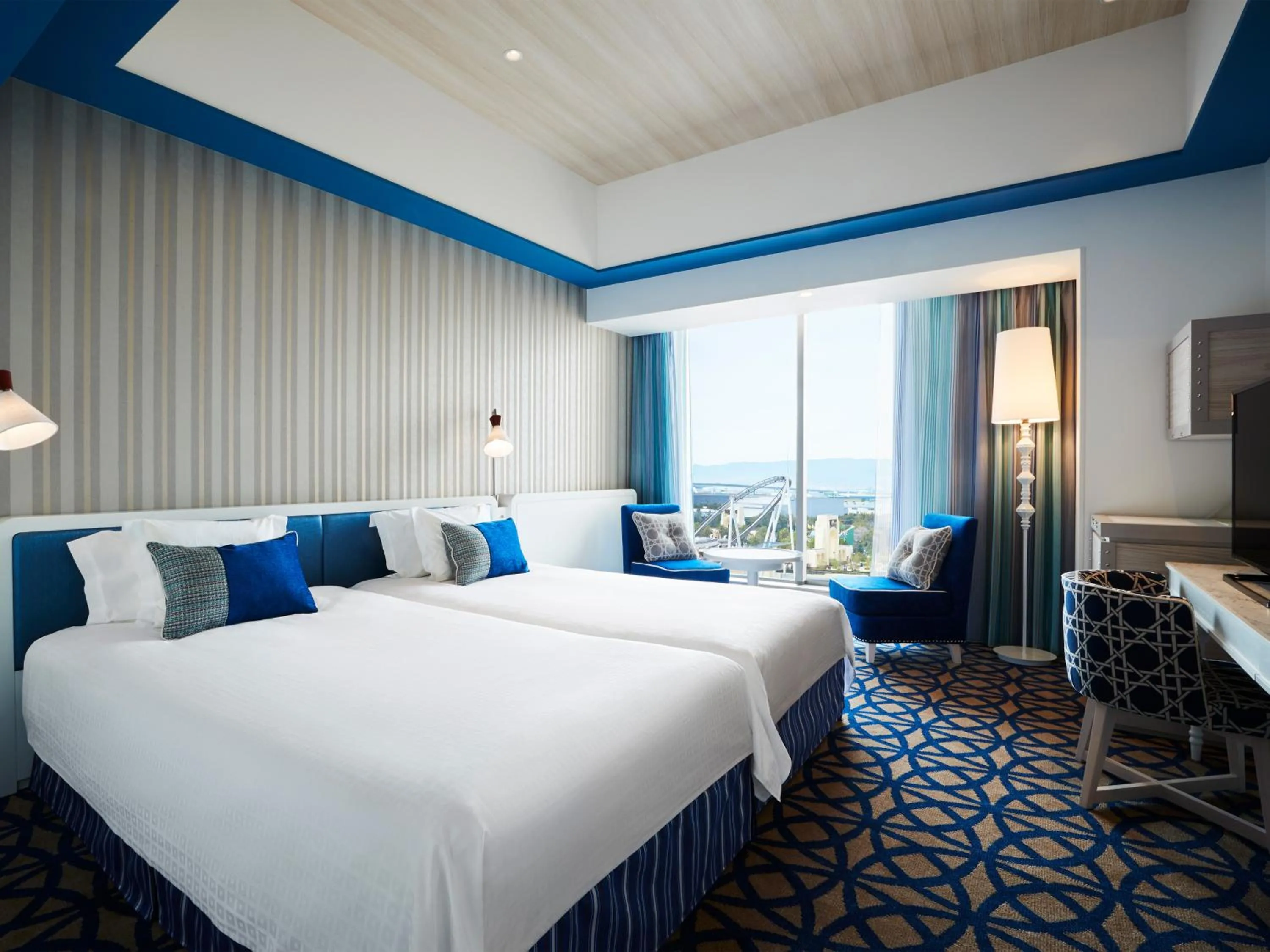 Aegae Superior Corner Twin Room - Non-Smoking in Hotel Universal Port