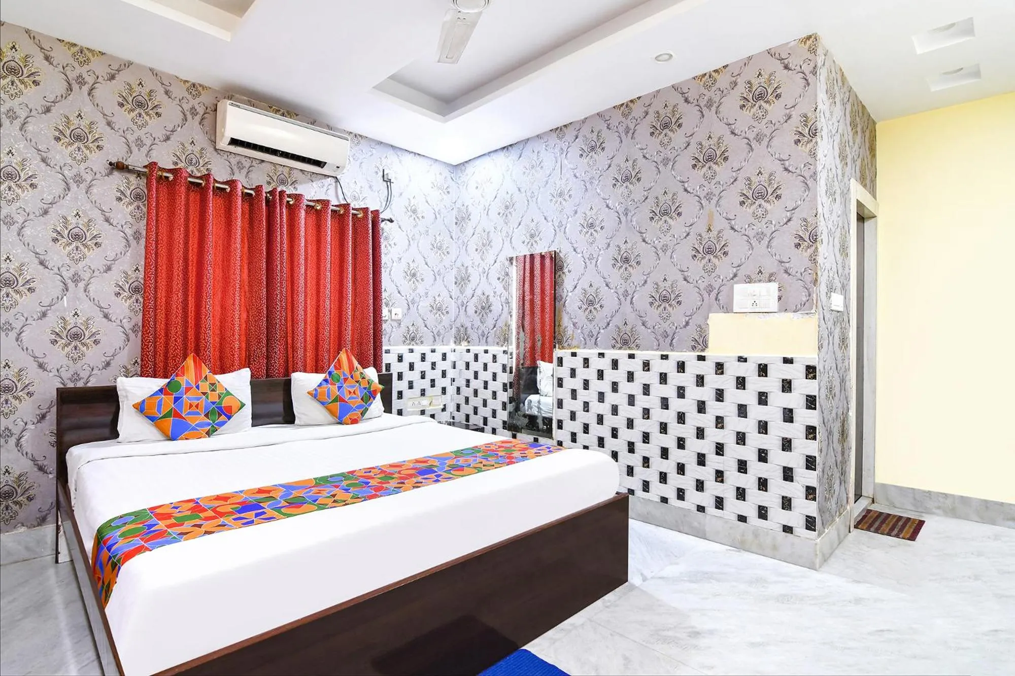 FabHotel Saltlake Palace - Nr Anandlok Hospital