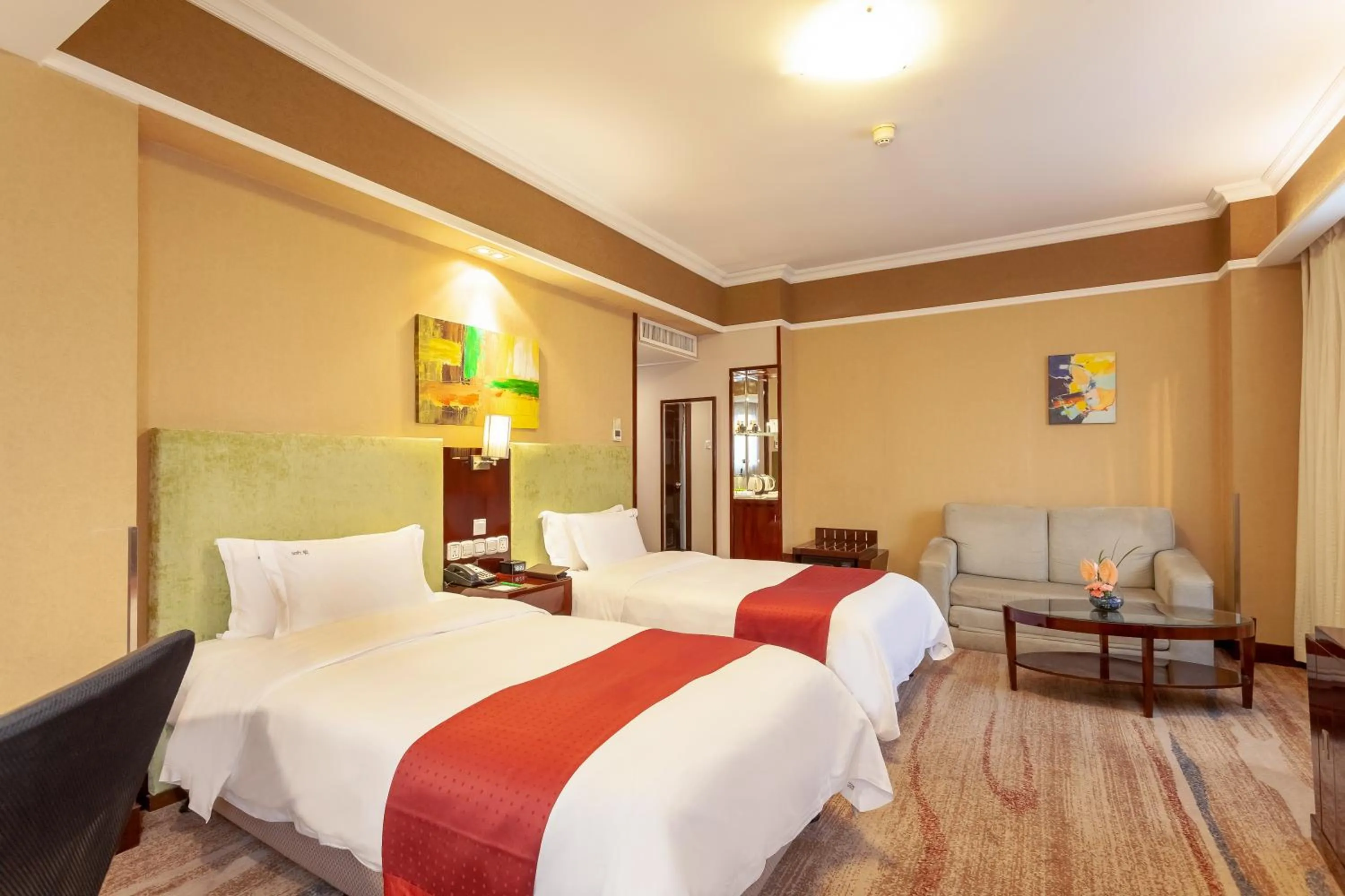 Executive Twin Room - Non-Smoking in Holiday Inn Hefei by IHG