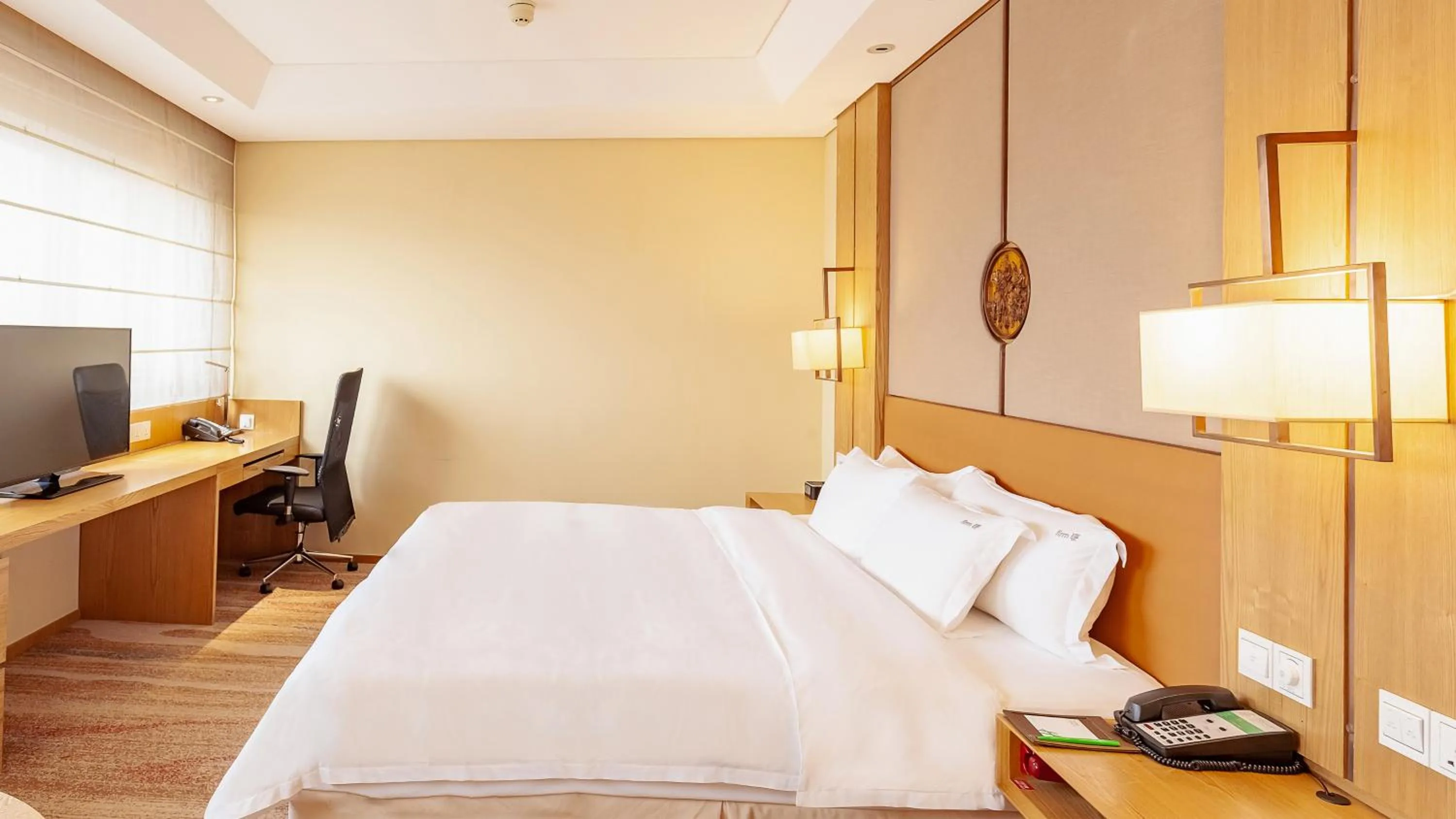 Executive Deluxe Double Room in Holiday Inn Hefei by IHG