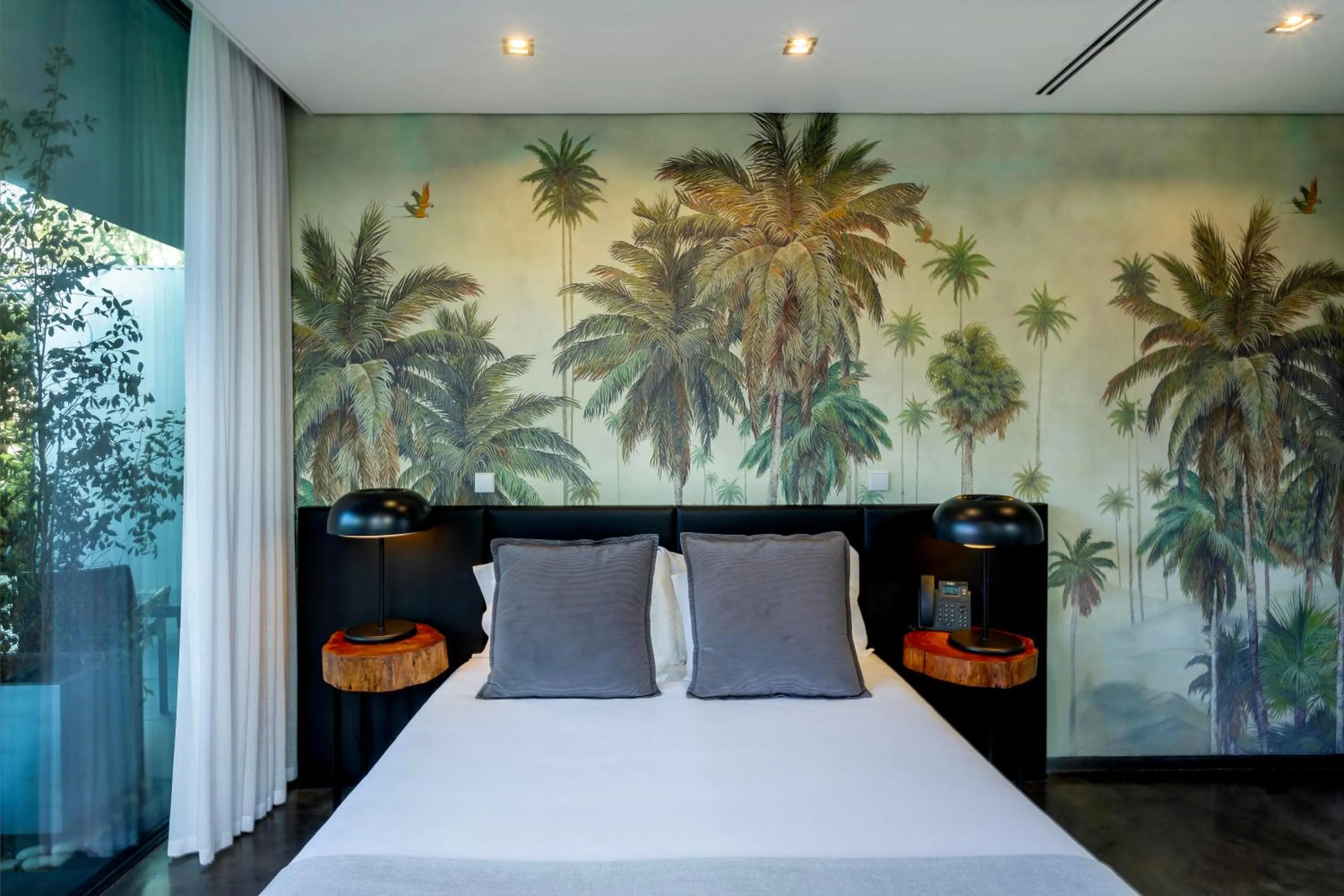 Exclusive Double with Balcony in Casa Vela Boutique House