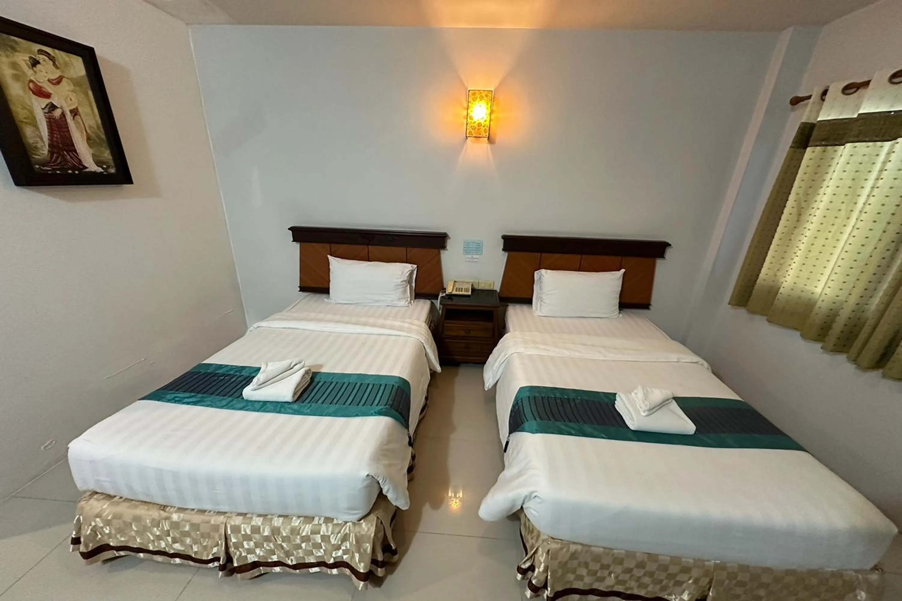Superior Twin Room in Chiangrai Grand Room Hotel