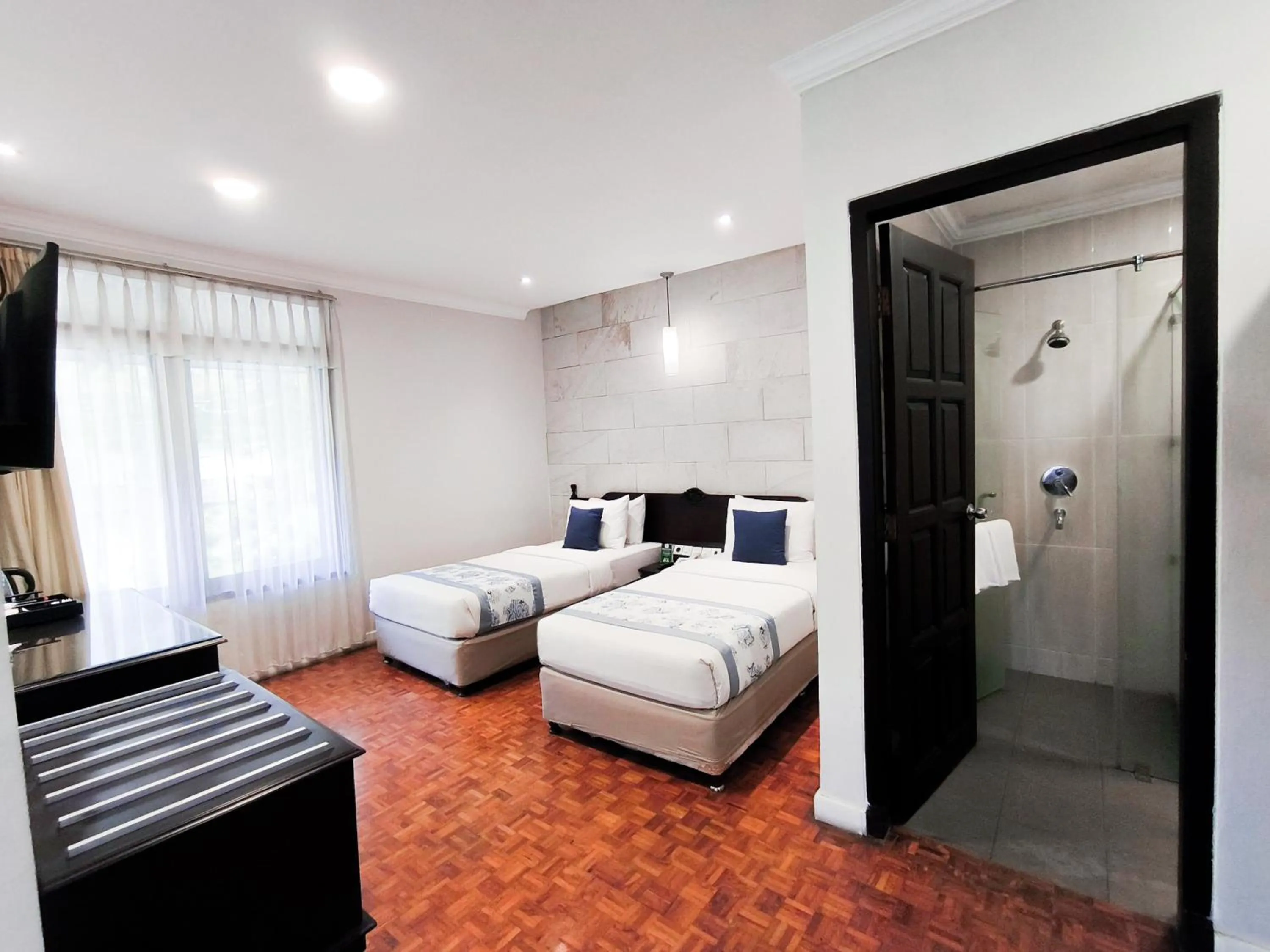 Deluxe Twin Room with Garden View in Puteri Gunung Hotel