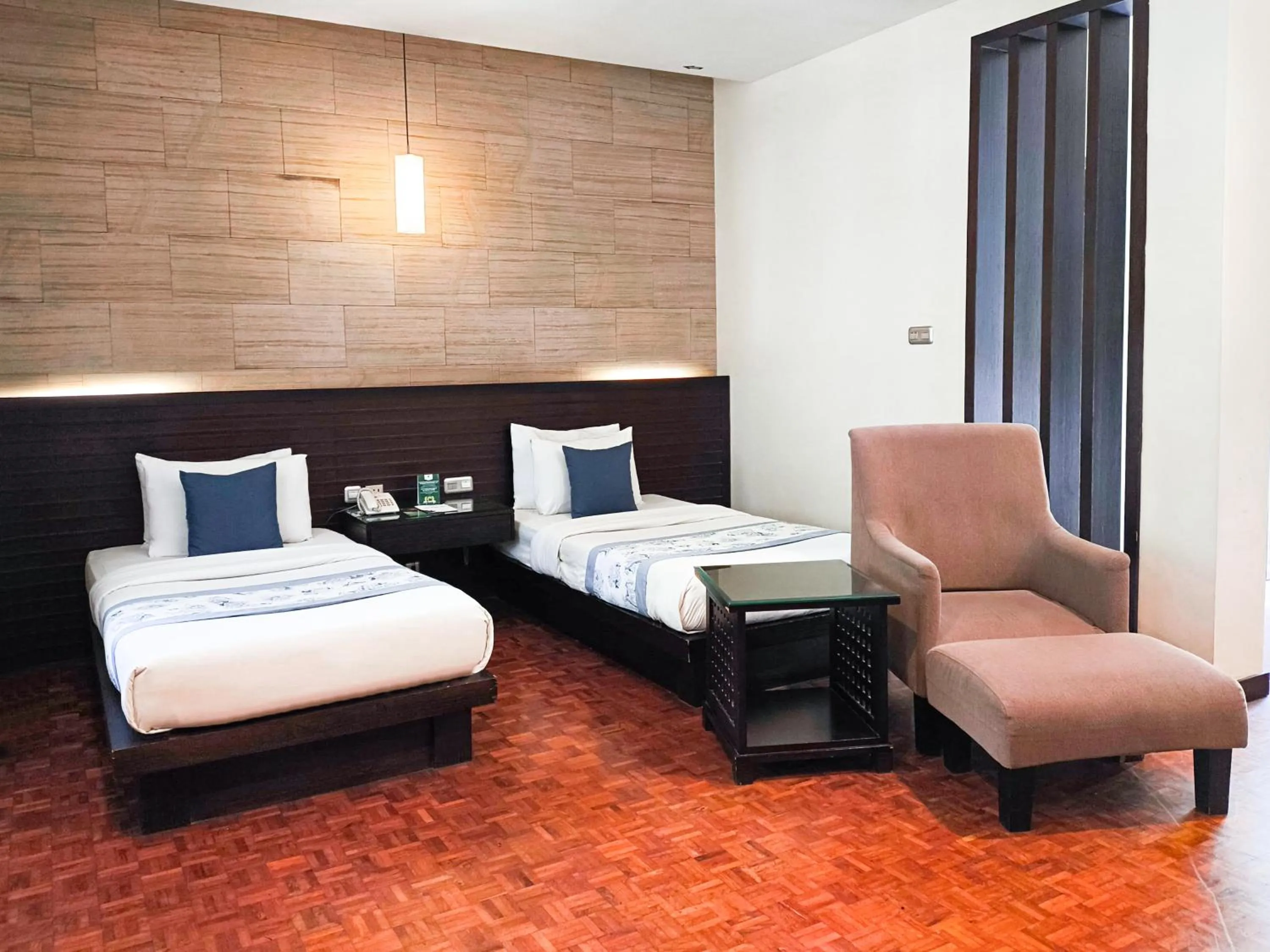 Grand Deluxe Twin Room in Puteri Gunung Hotel