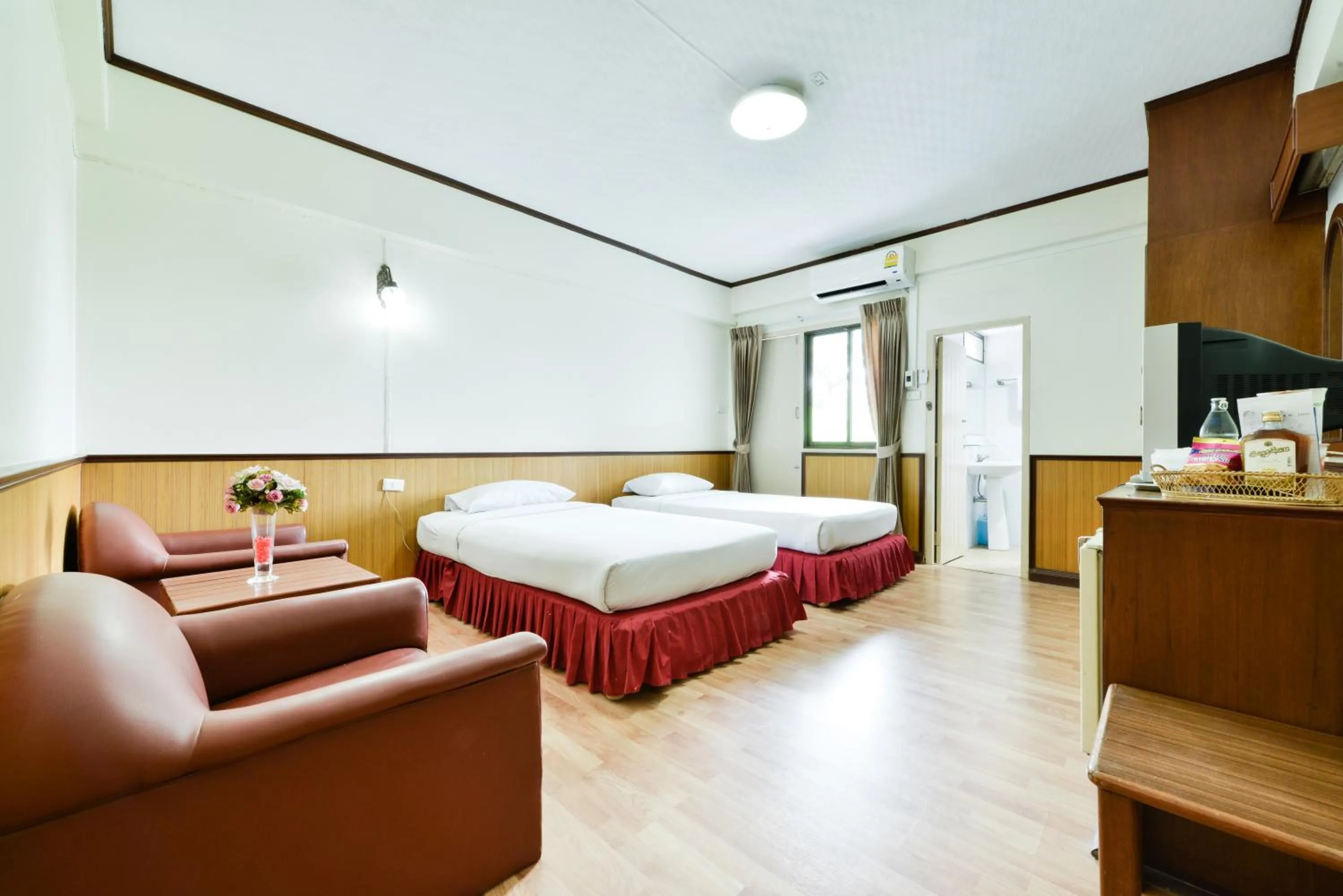 Standard Twin Room in Nice Palace Hotel