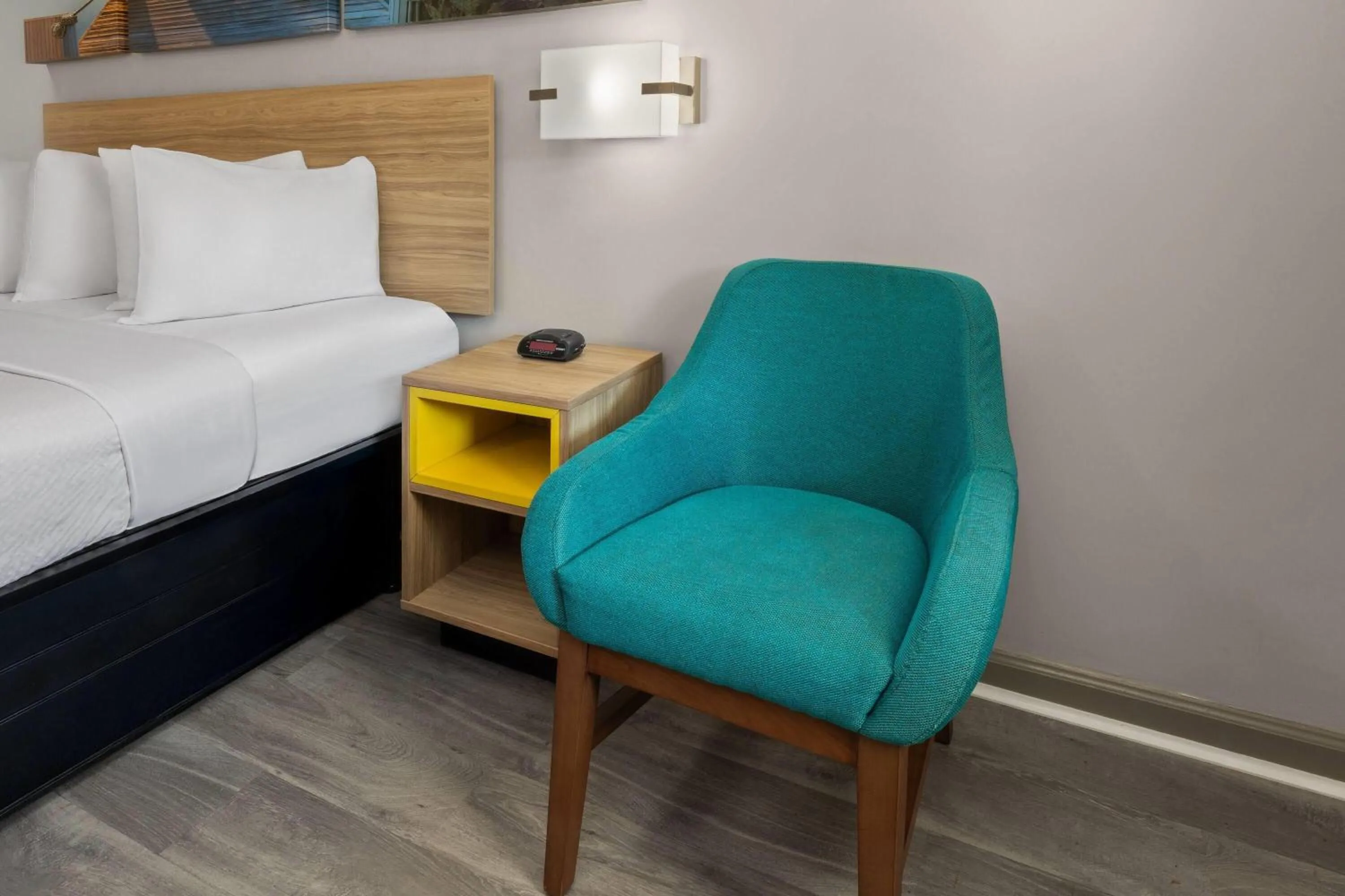 King Room - Disability Access - Non-Smoking in Days Inn by Wyndham Slidell