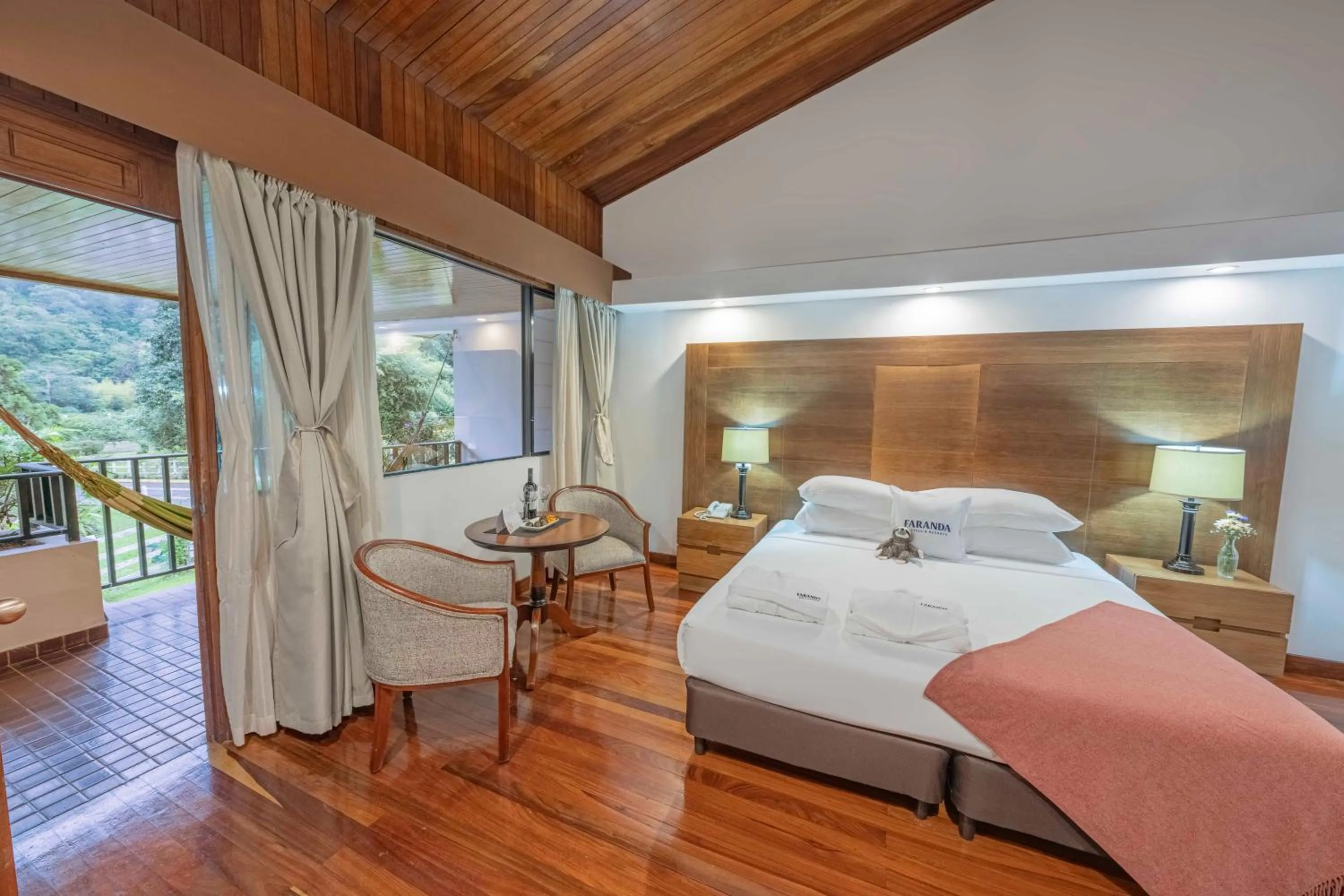 1 King Bed, Premium Room, Balcony - Non Smoking in Hotel Bambito By Faranda Boutique, a member of Radisson Individuals