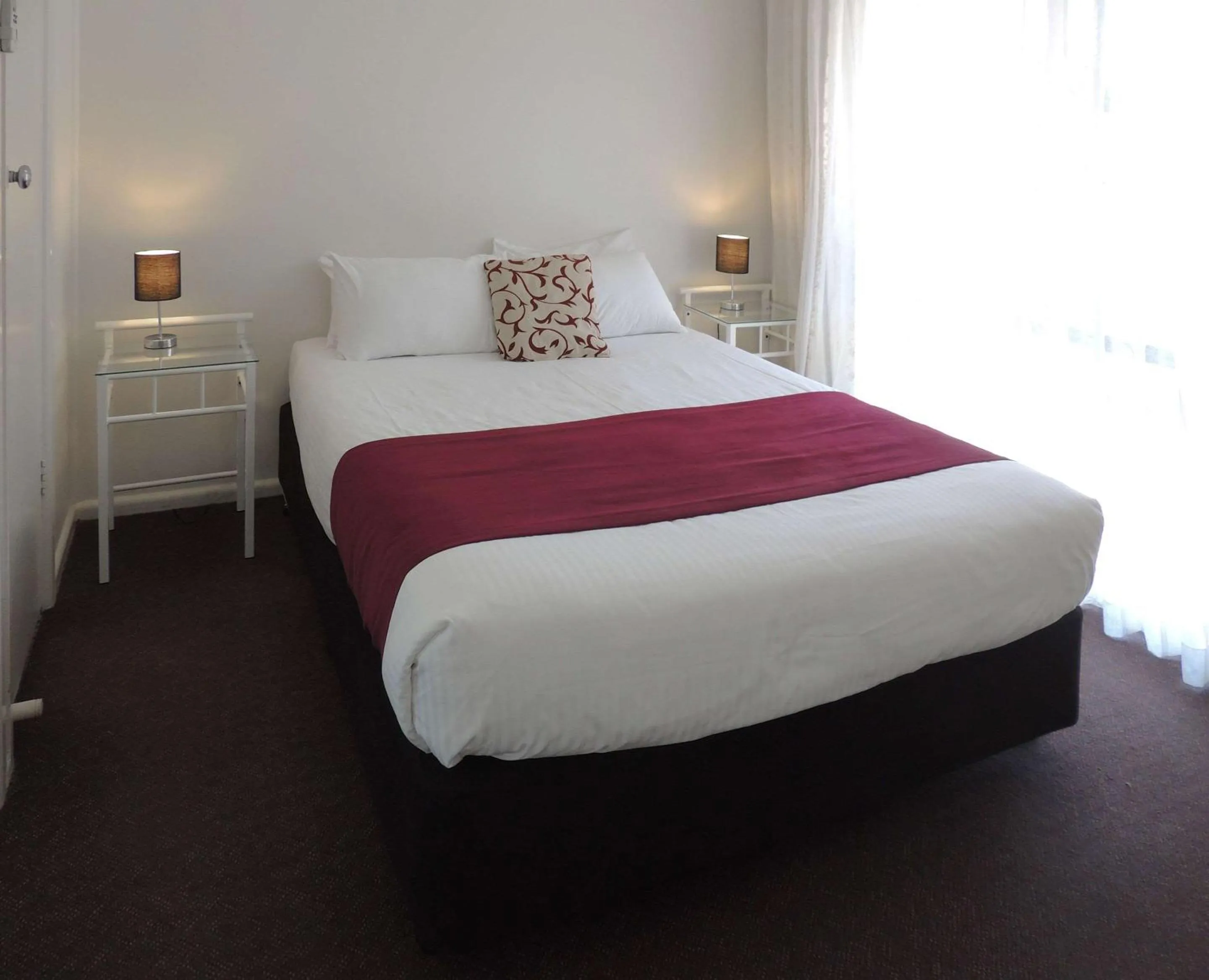 Queen Suite in Comfort Inn Premier