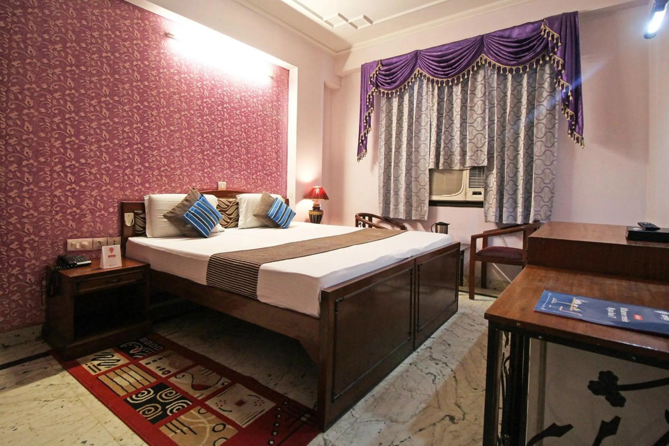Deluxe Room in Hotel Indraprastha