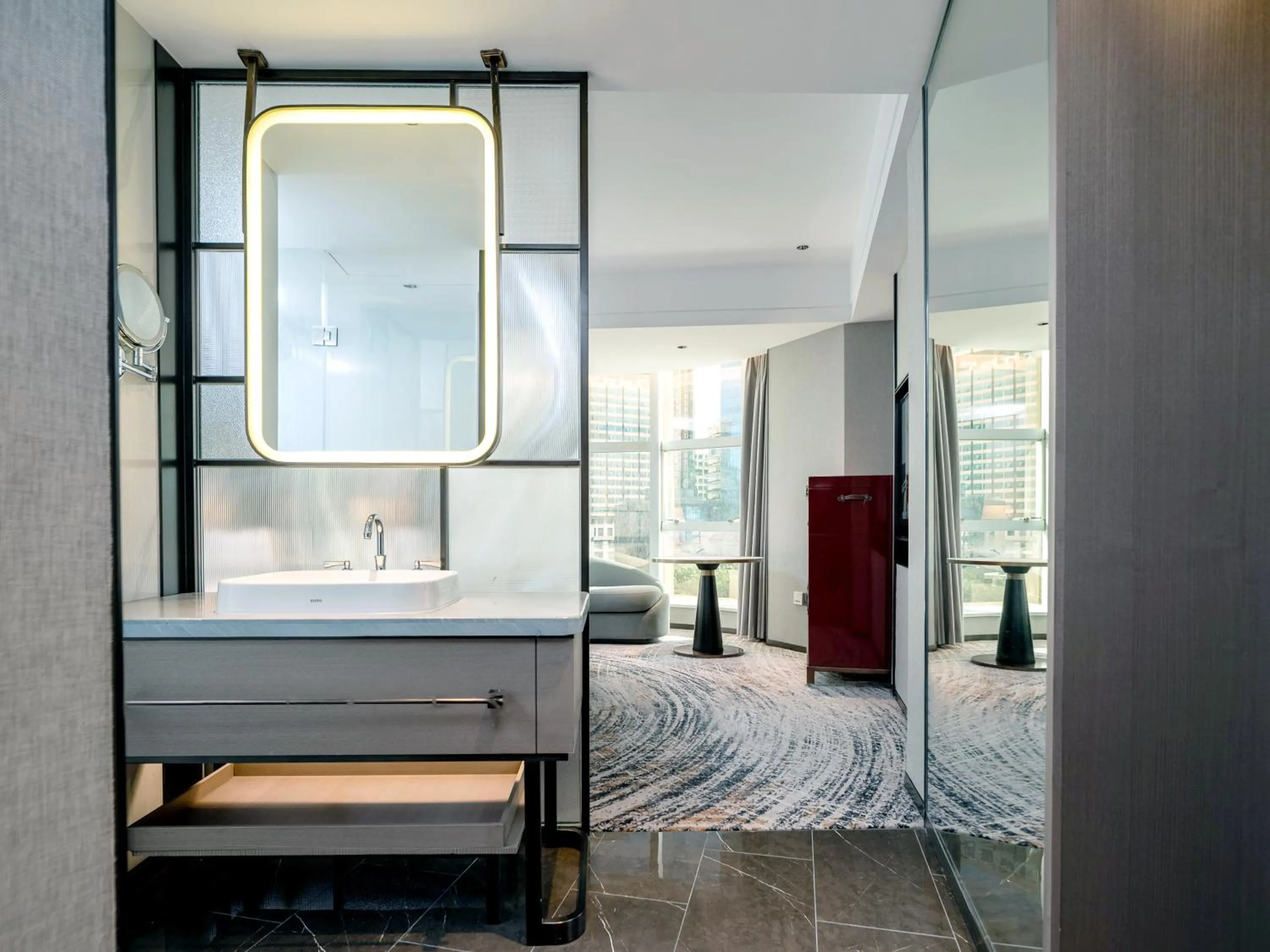 Deluxe Double Room in Shenzhen Shanghai Hotel