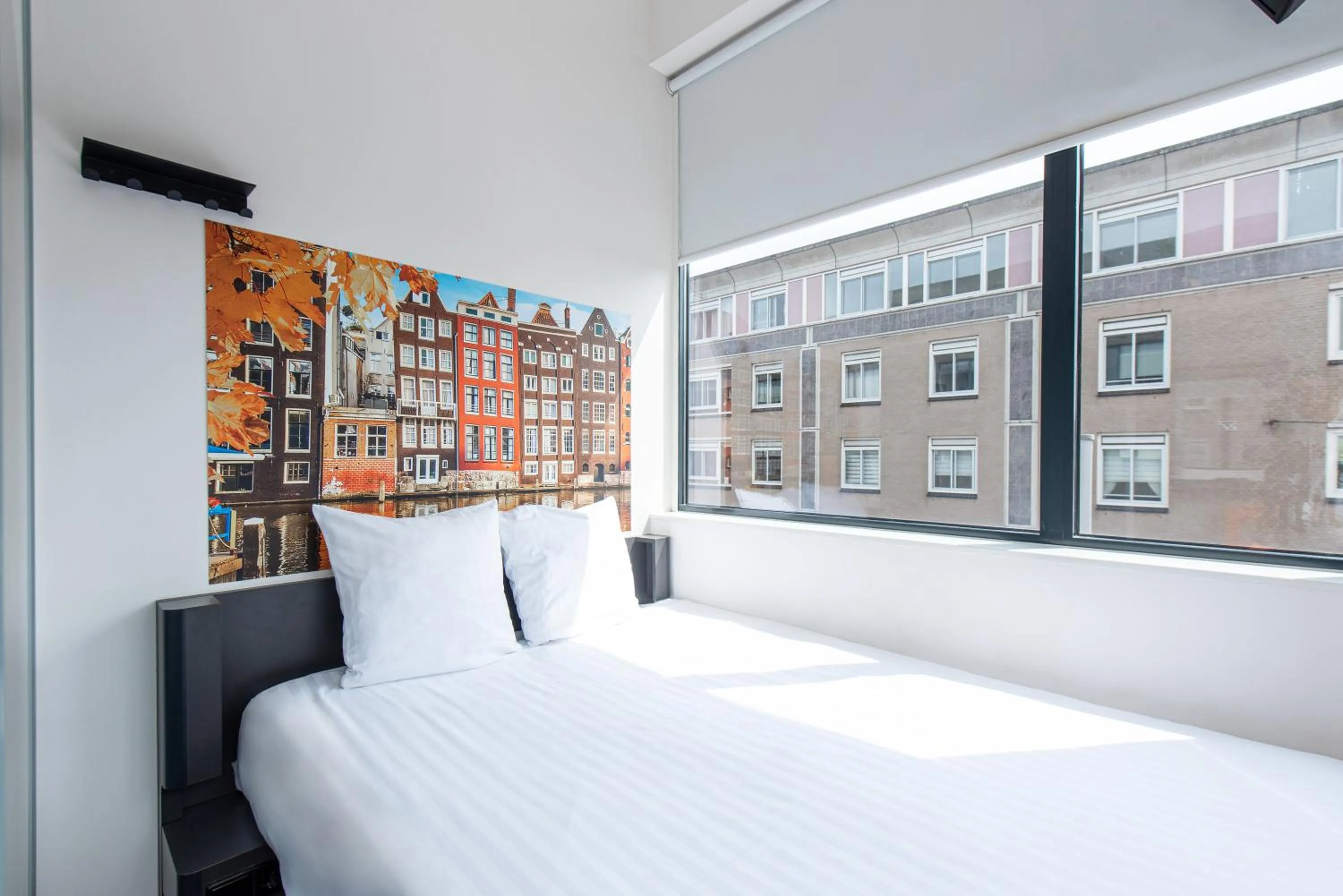 Standard Economy Double Room in easyHotel Amsterdam City Centre South