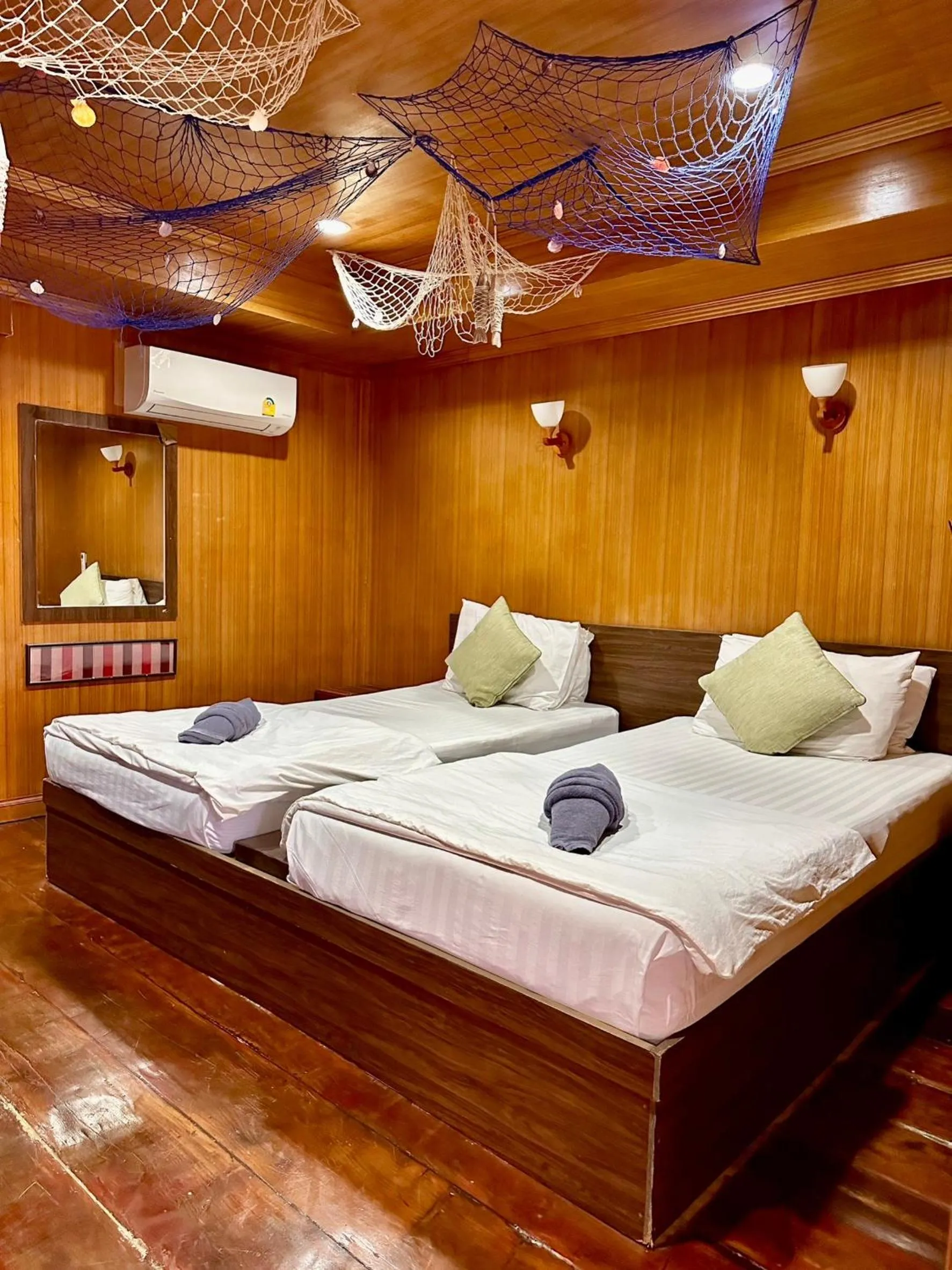 Standard Twin Room with Garden View in Lipe Power Beach Resort