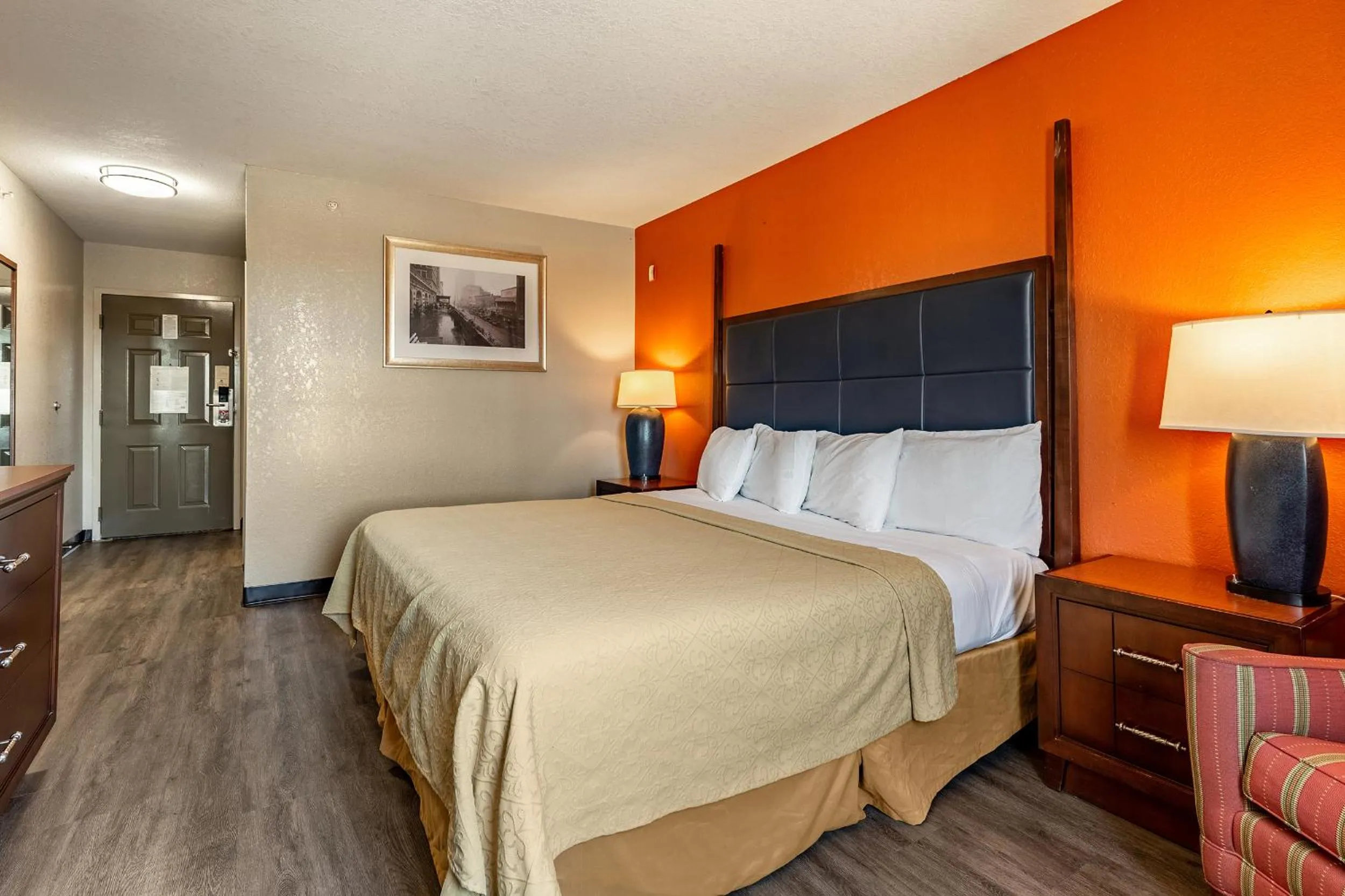 King Room - single occupancy in Americas Best Value Inn - Temple