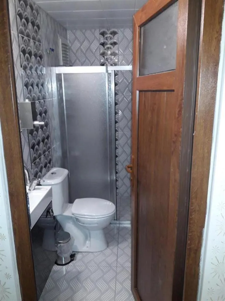 Double Room with Private Bathroom in Özgür Hotel