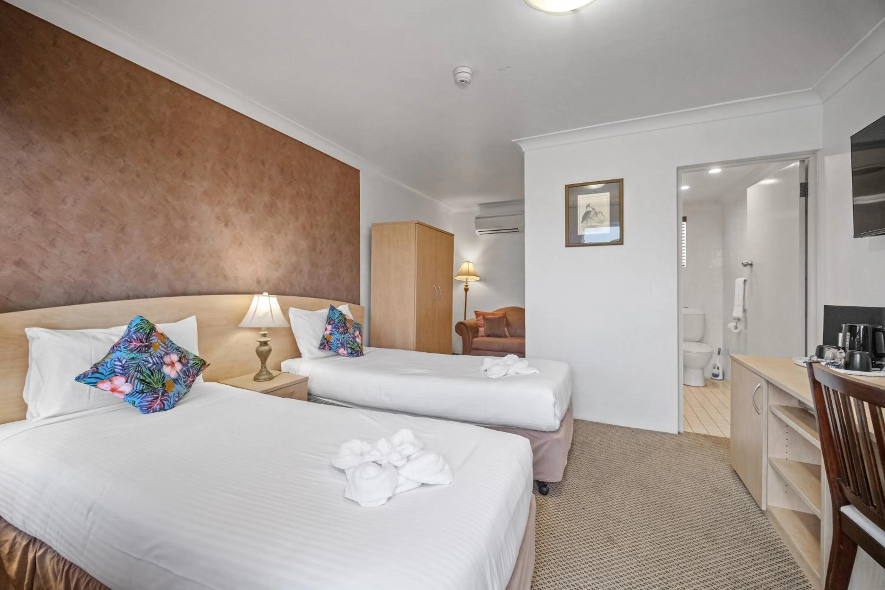 Deluxe Double or Twin Room in Country Plaza Motel Taree