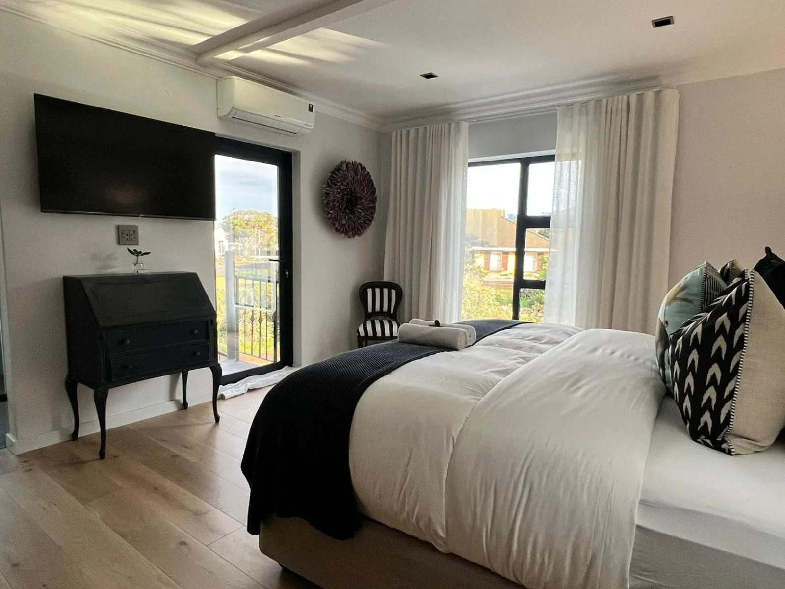 Deluxe King Room in The Whale's Tale Guesthouse