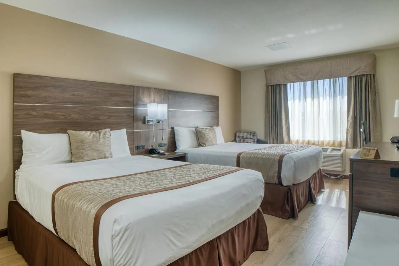Queen Room with Two Queen Beds in Evergreen Inn & Suites