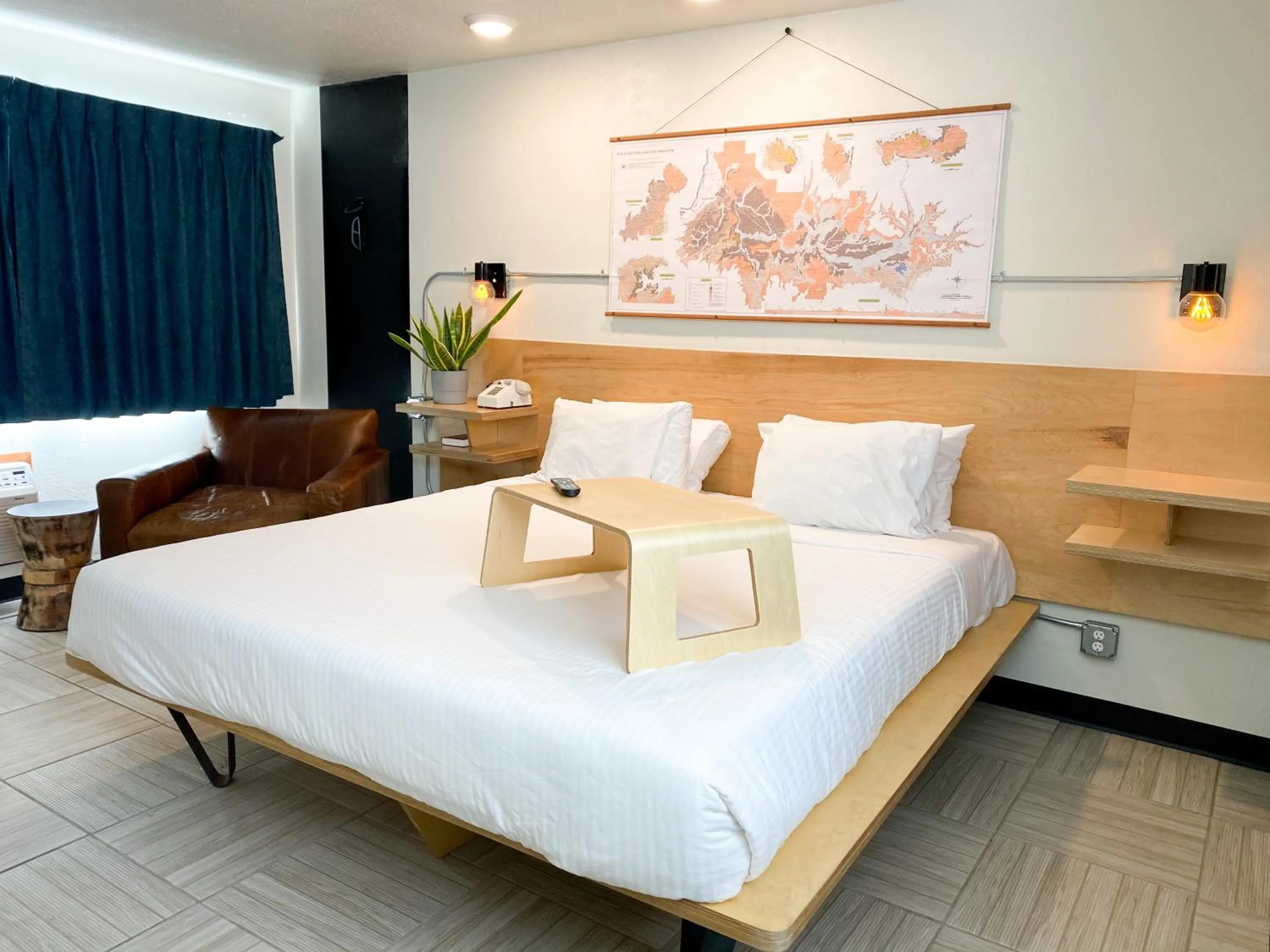 Standard King Room - Pet Friendly in Hotel Corvallis