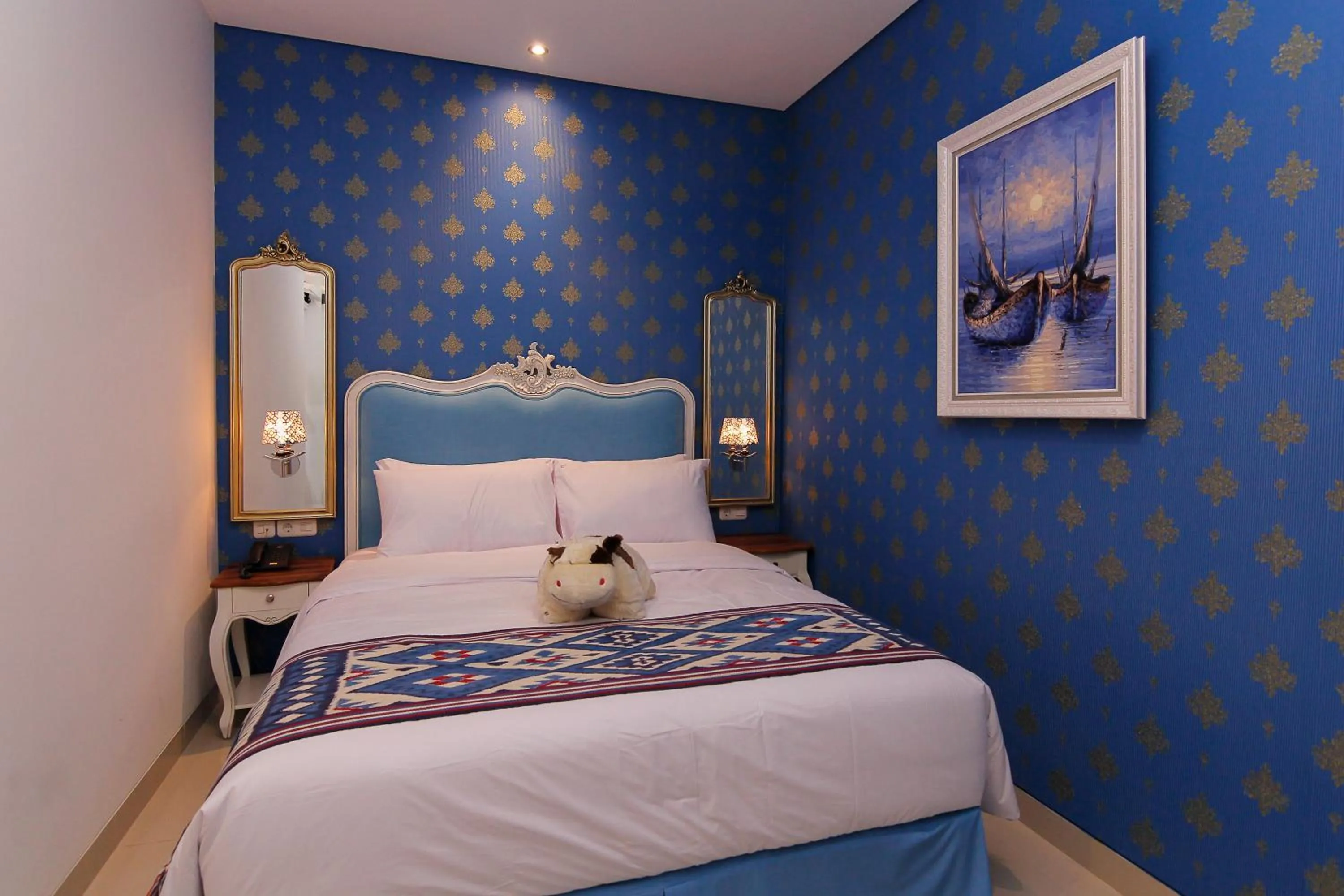 Deluxe Room in M Home