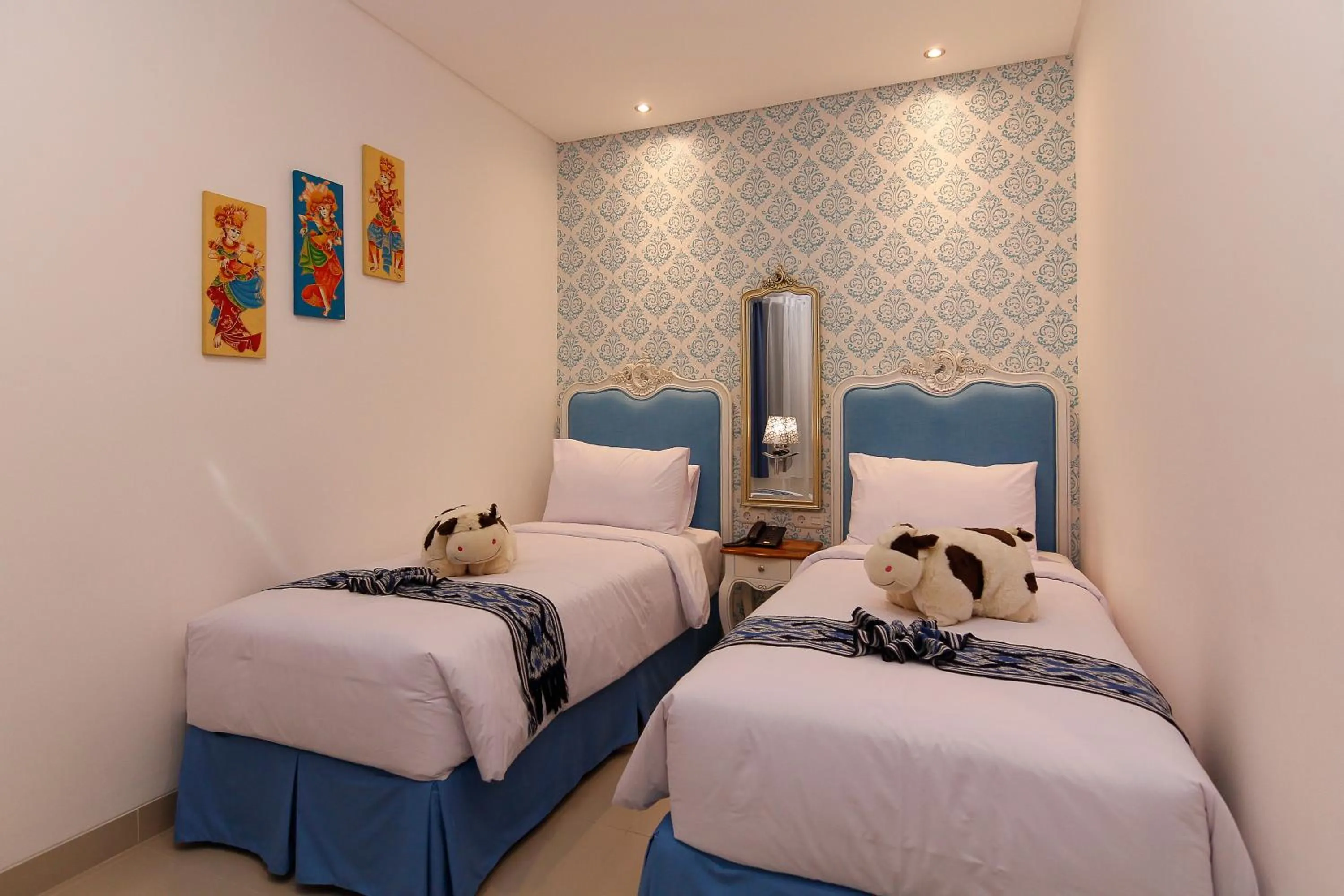 Deluxe Twin Room in M Home