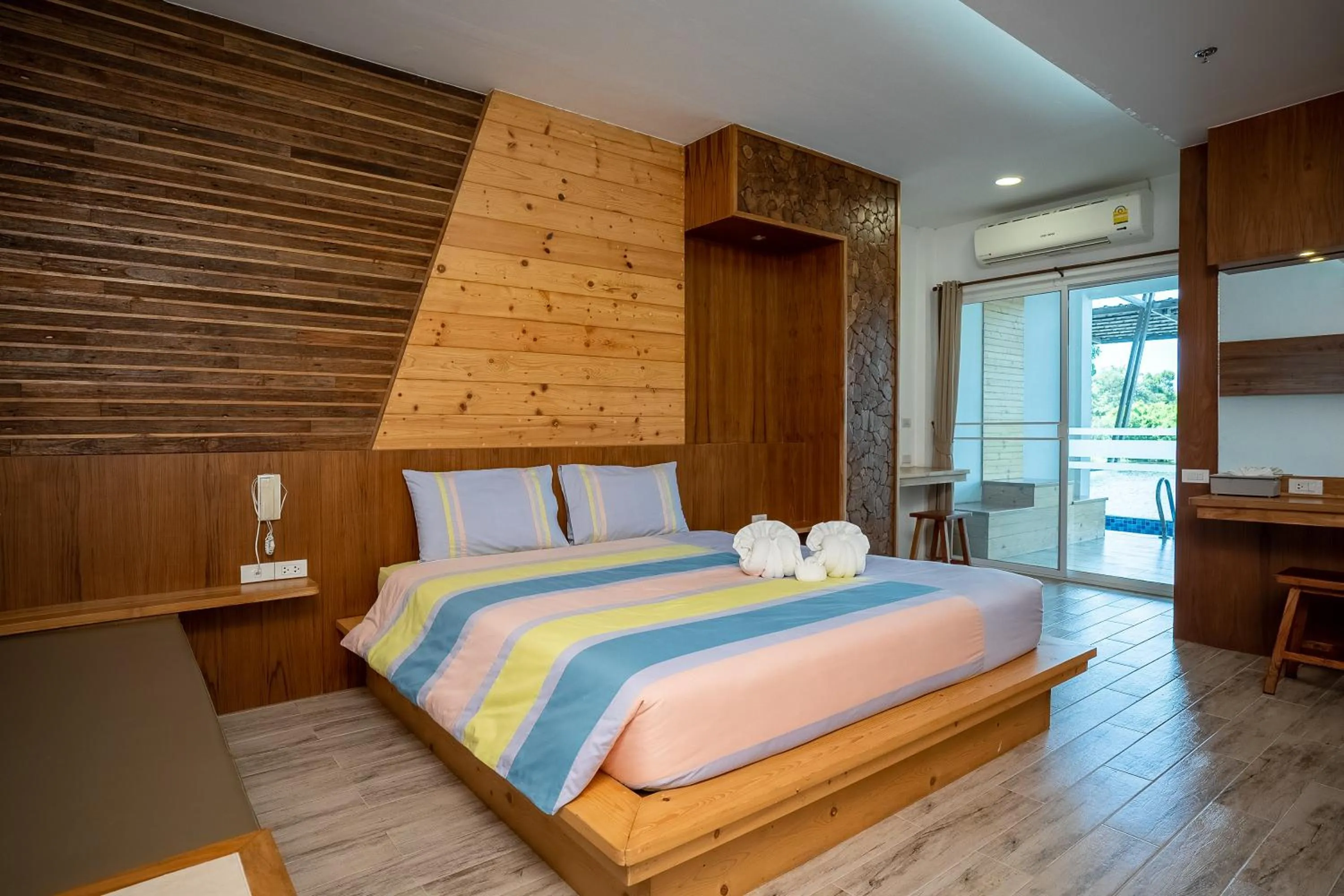 King Room with Pool View in Tamnanpar Resort