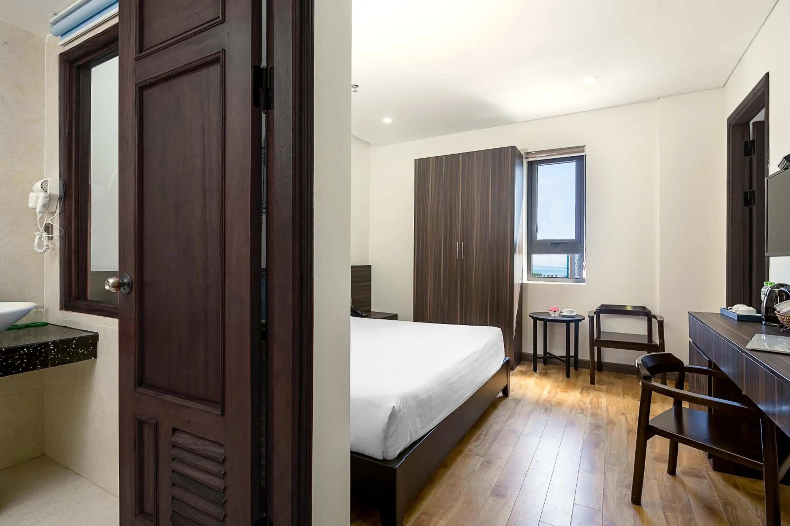 Deluxe Double Room in Sepon Blue Hotel