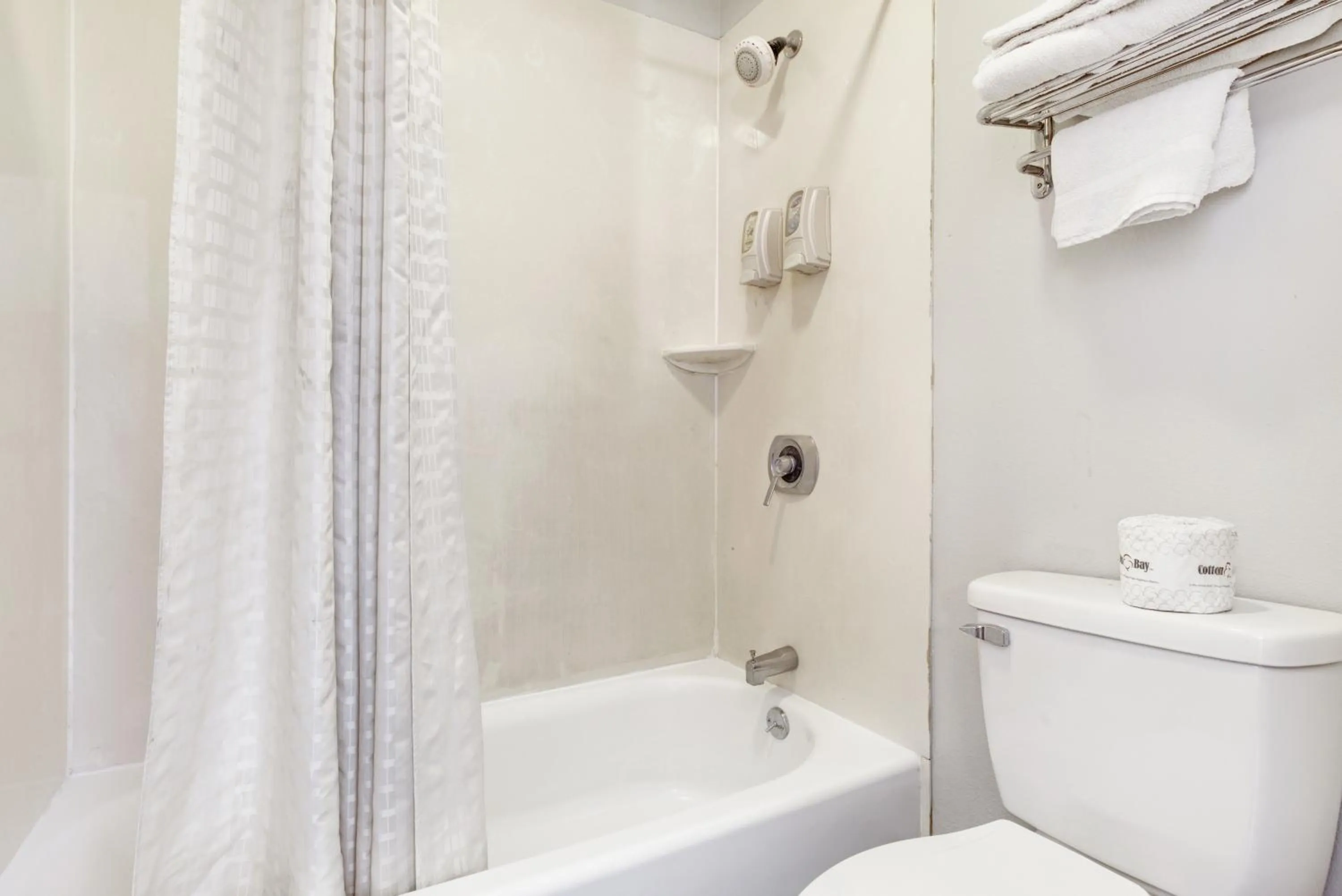 King Room - Smoking  in Adams Inn