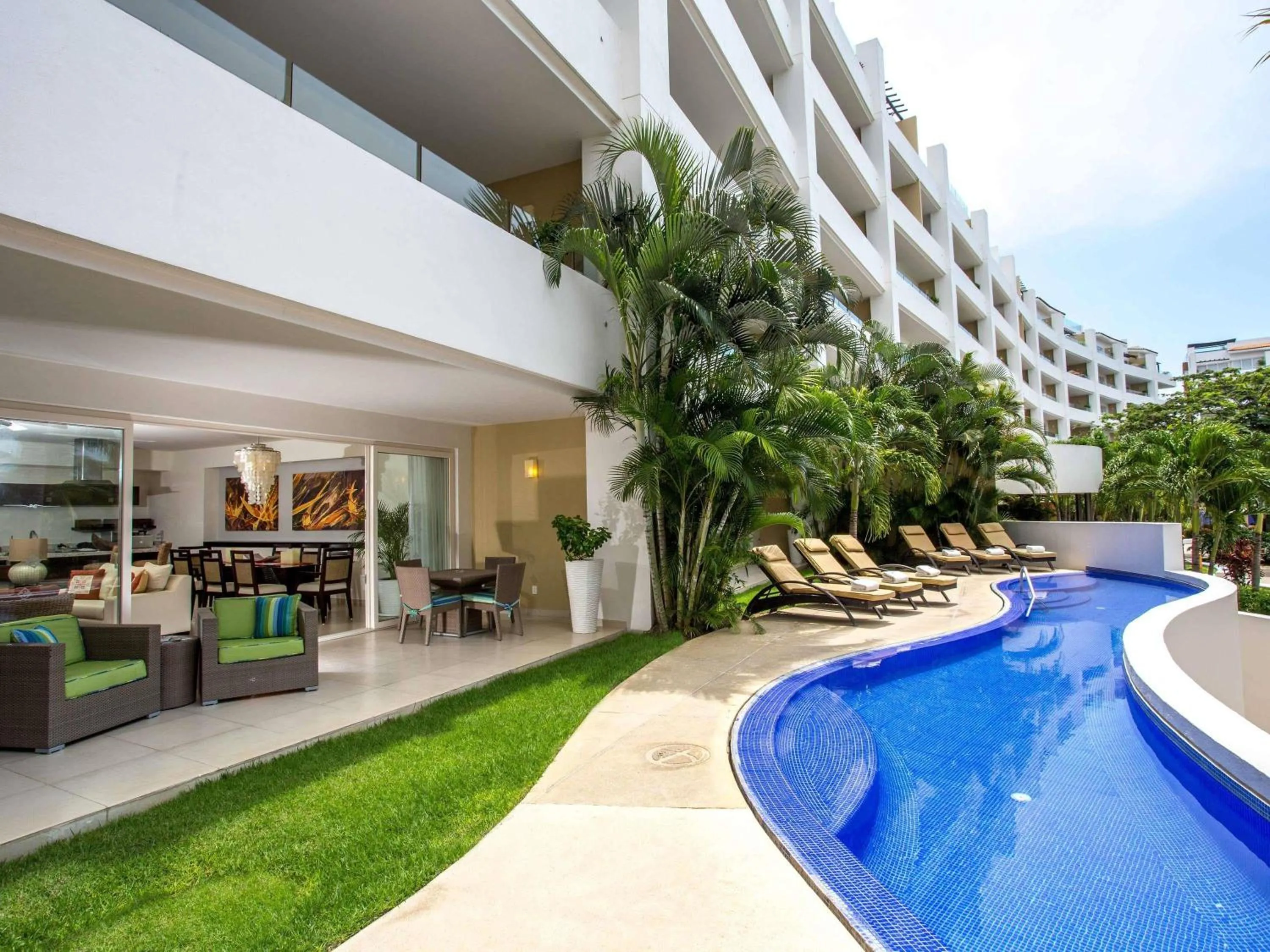 One-Bedroom King Room with Two Double Beds and Semi-Private Pool - Terrace/Kitchen in Marival Distinct All-Suites & World Spa - Handwritten Collection