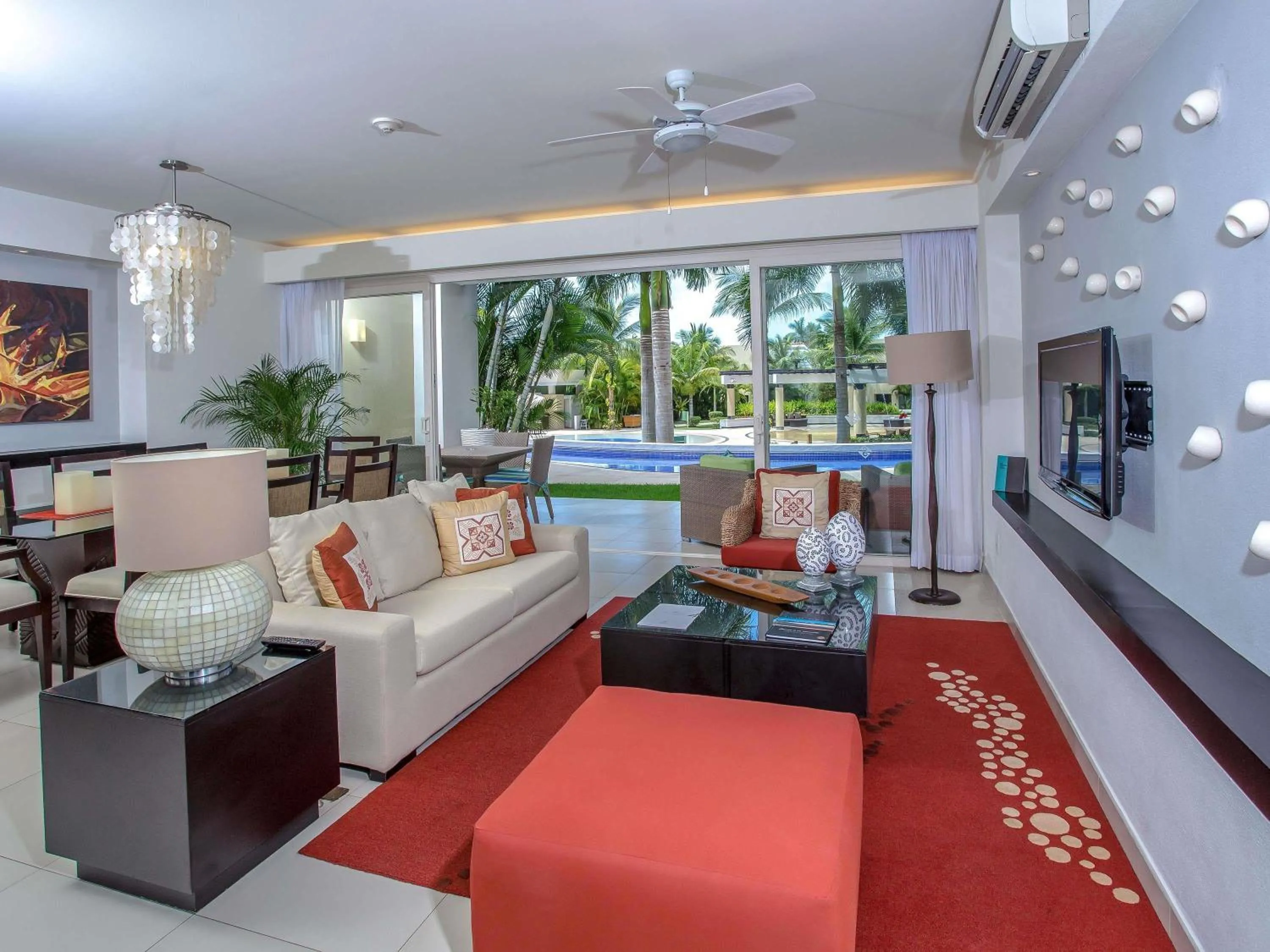 One-Bedroom King Room with Terrace and Kitchen in Marival Distinct All-Suites & World Spa - Handwritten Collection