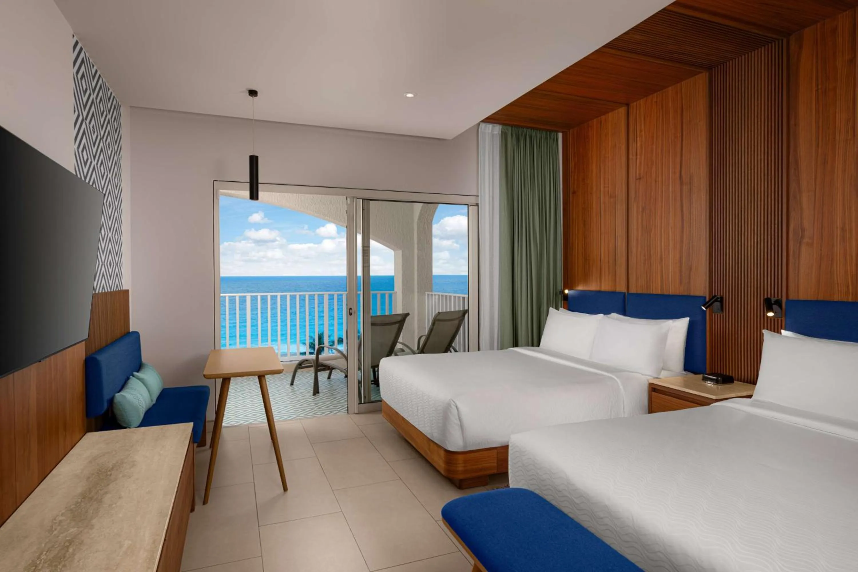 Premium Queen Room with Two Queen Beds and Ocean View - single occupancy in Hilton Cancun Mar Caribe All-Inclusive Resort