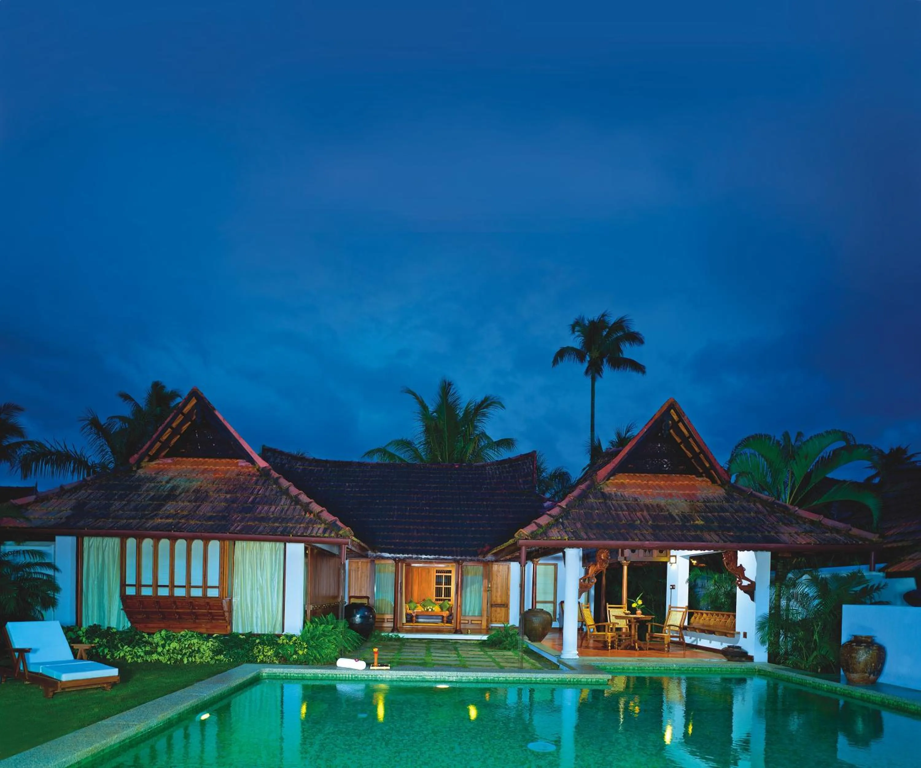Presidential Suite with Private Pool in Kumarakom Lake Resort