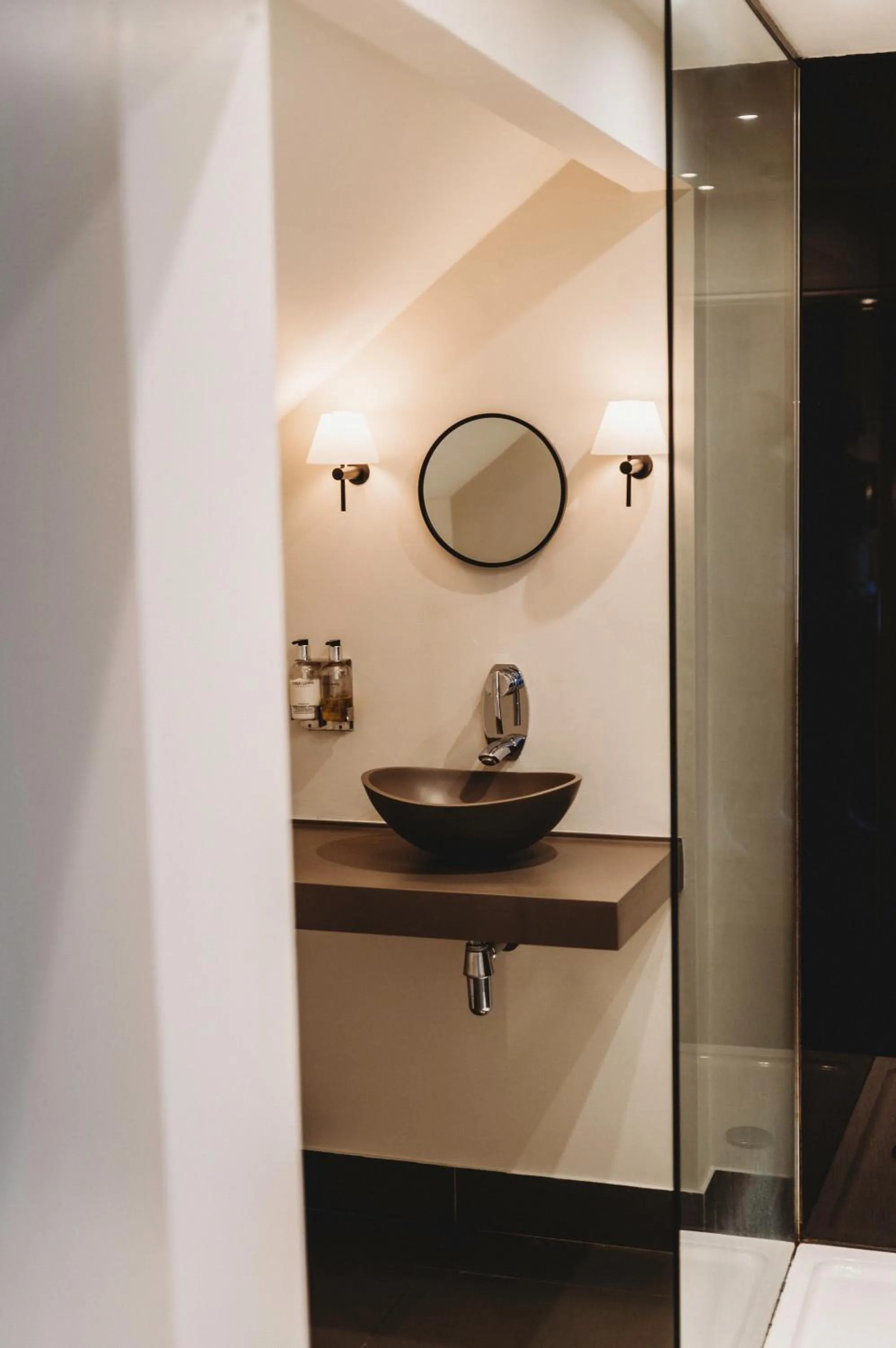 Superior Double Room in Finch's Arms