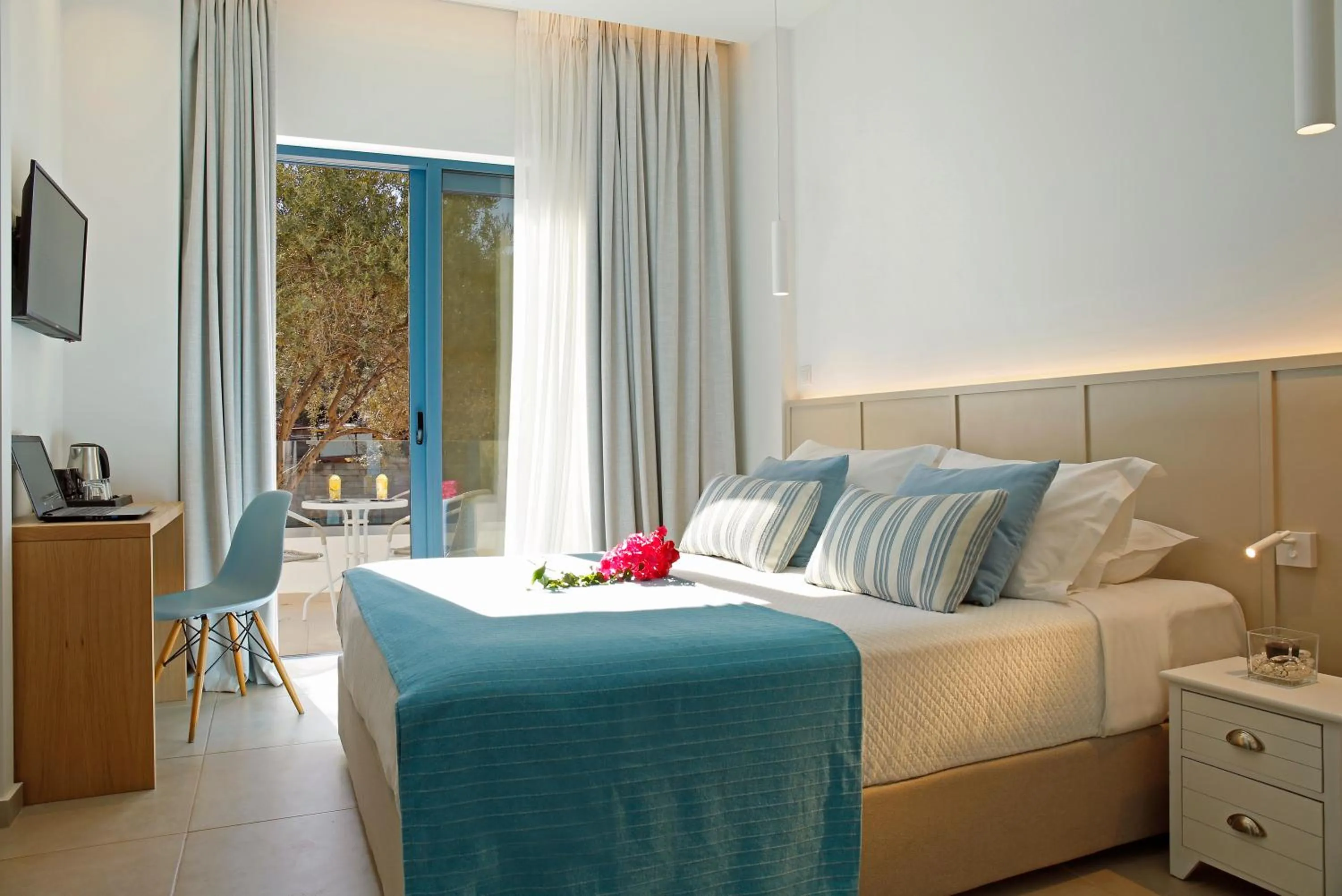 Superior Double Room in Oasis Beach Hotel