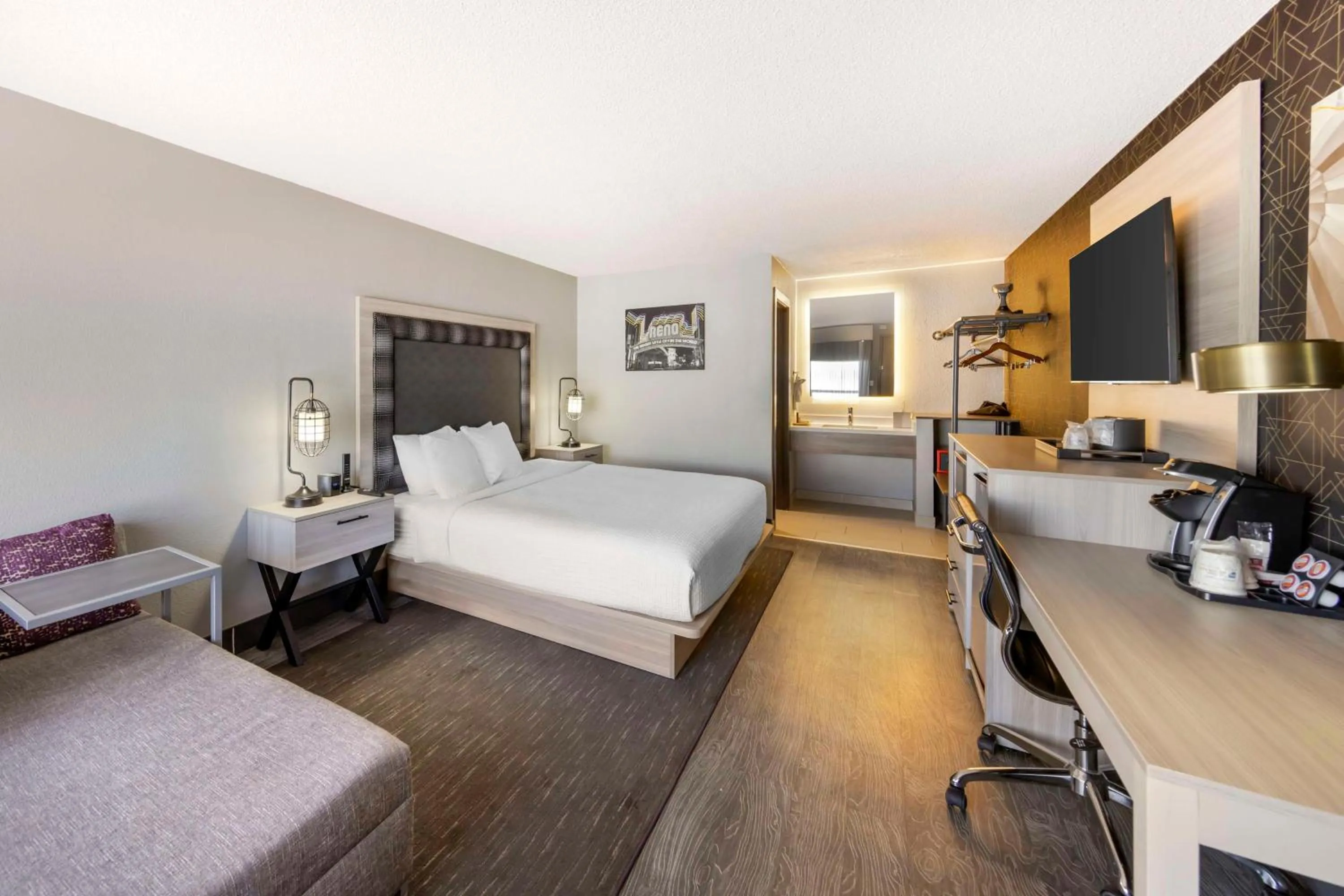 King Room - Non-Smoking in Aiden by Best Western South Reno