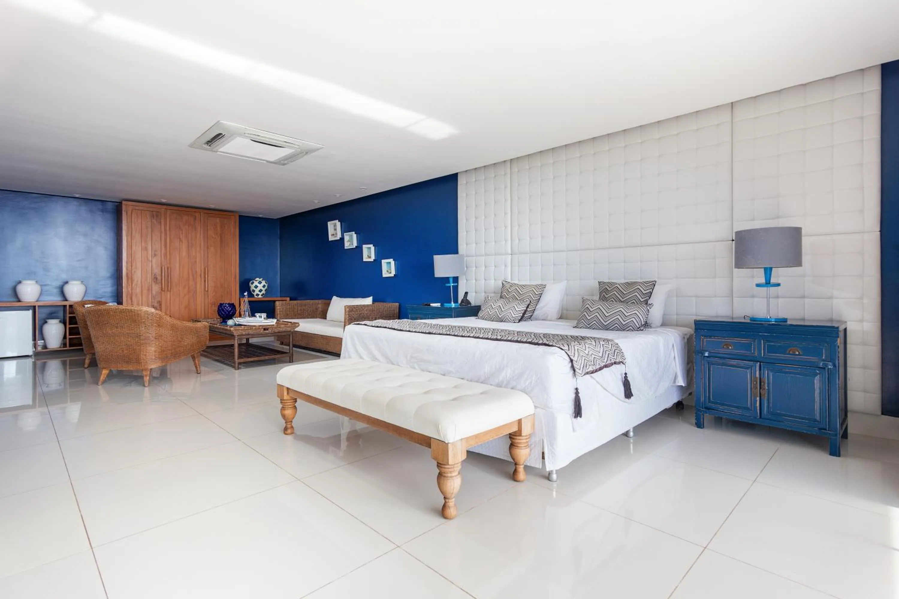 Deluxe Suite with Sea View in Costa do Sol Boutique Hotel