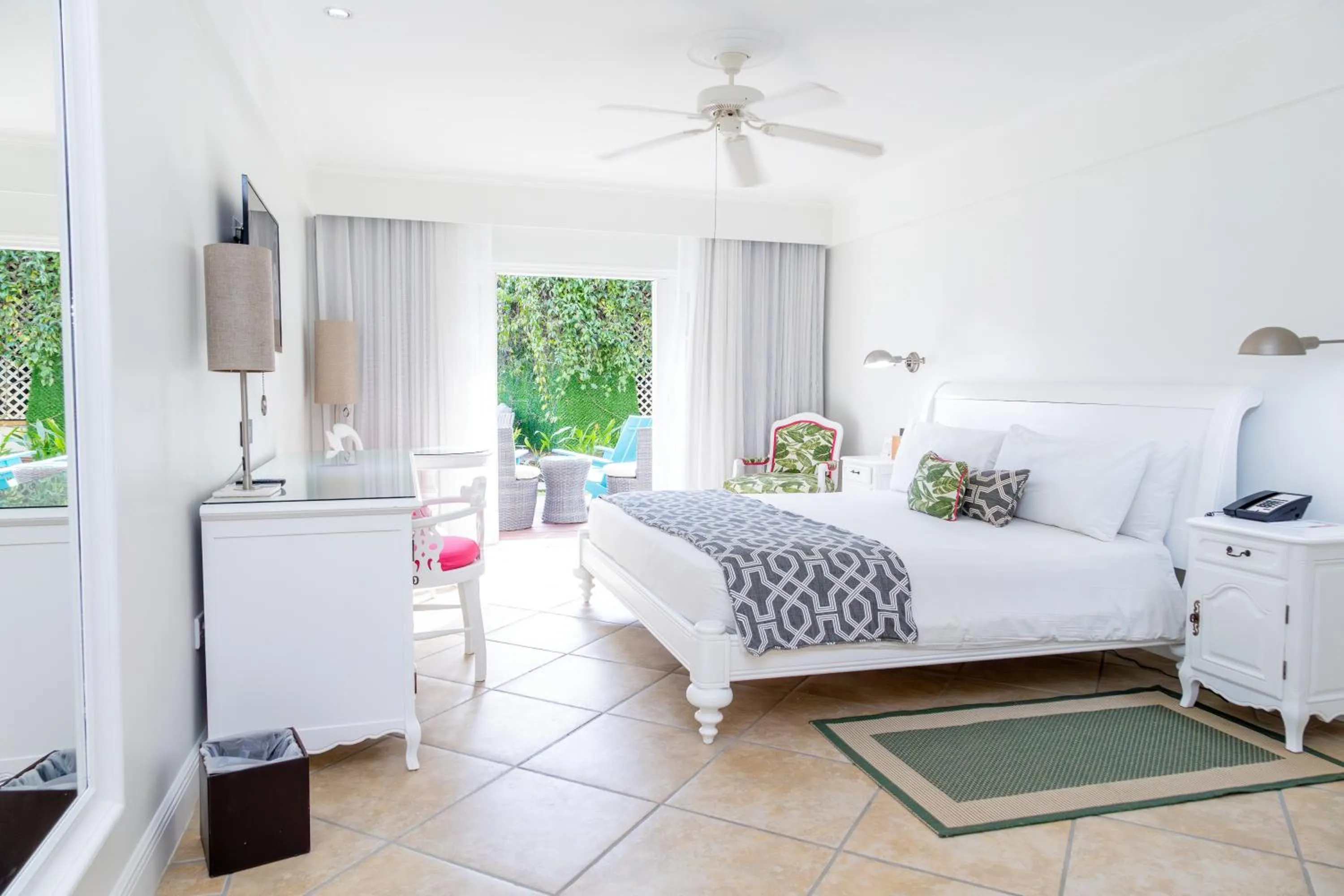 Double Room with Patio in Coco Palm