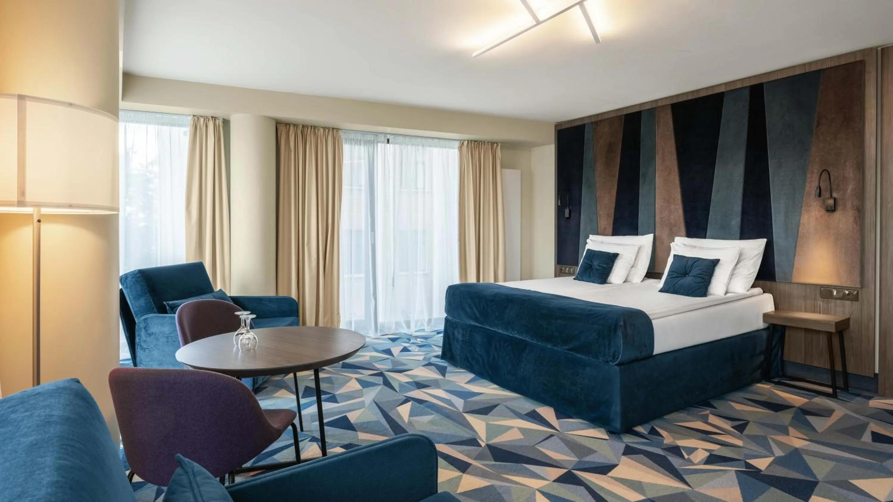 Riverside Deluxe Room with Daily Spa Access in Wellton Riverside SPA Hotel