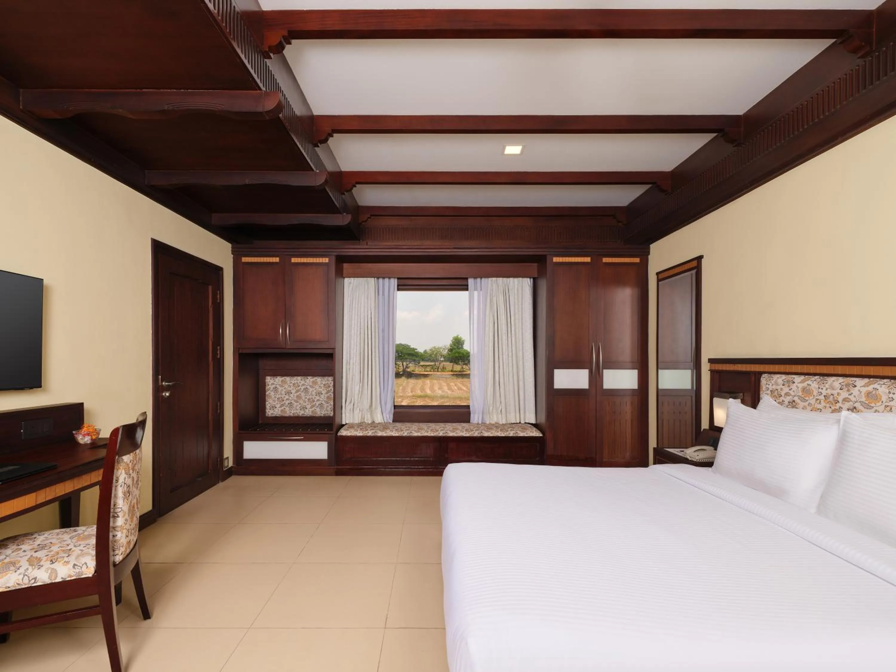 Lake View Suite with Balcony in Sterling Lake Palace Alleppey