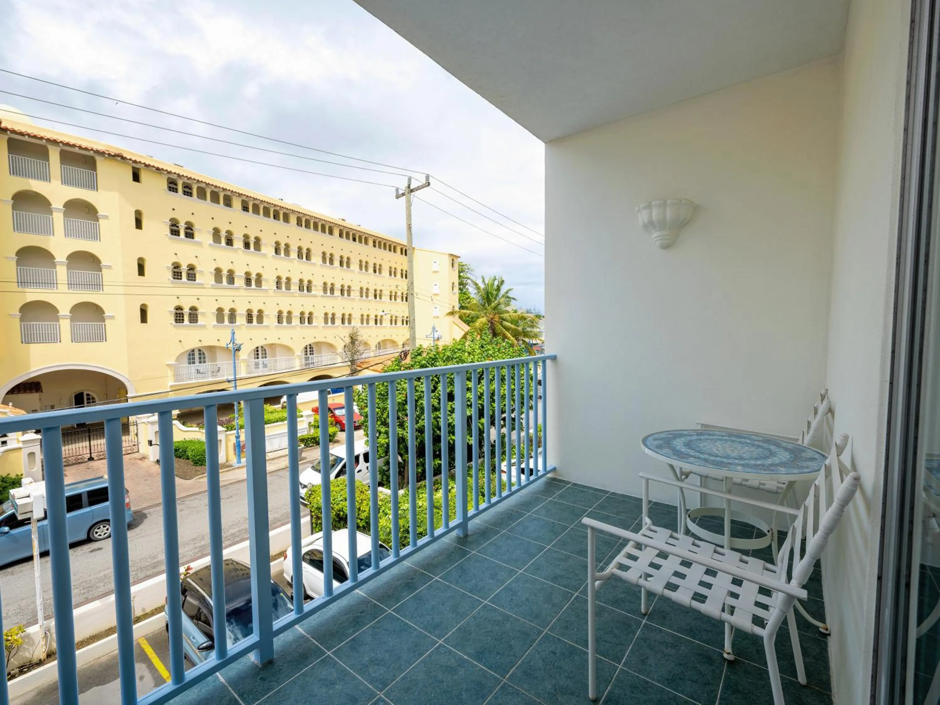 Superior King Room - single occupancy in Time Out Hotel