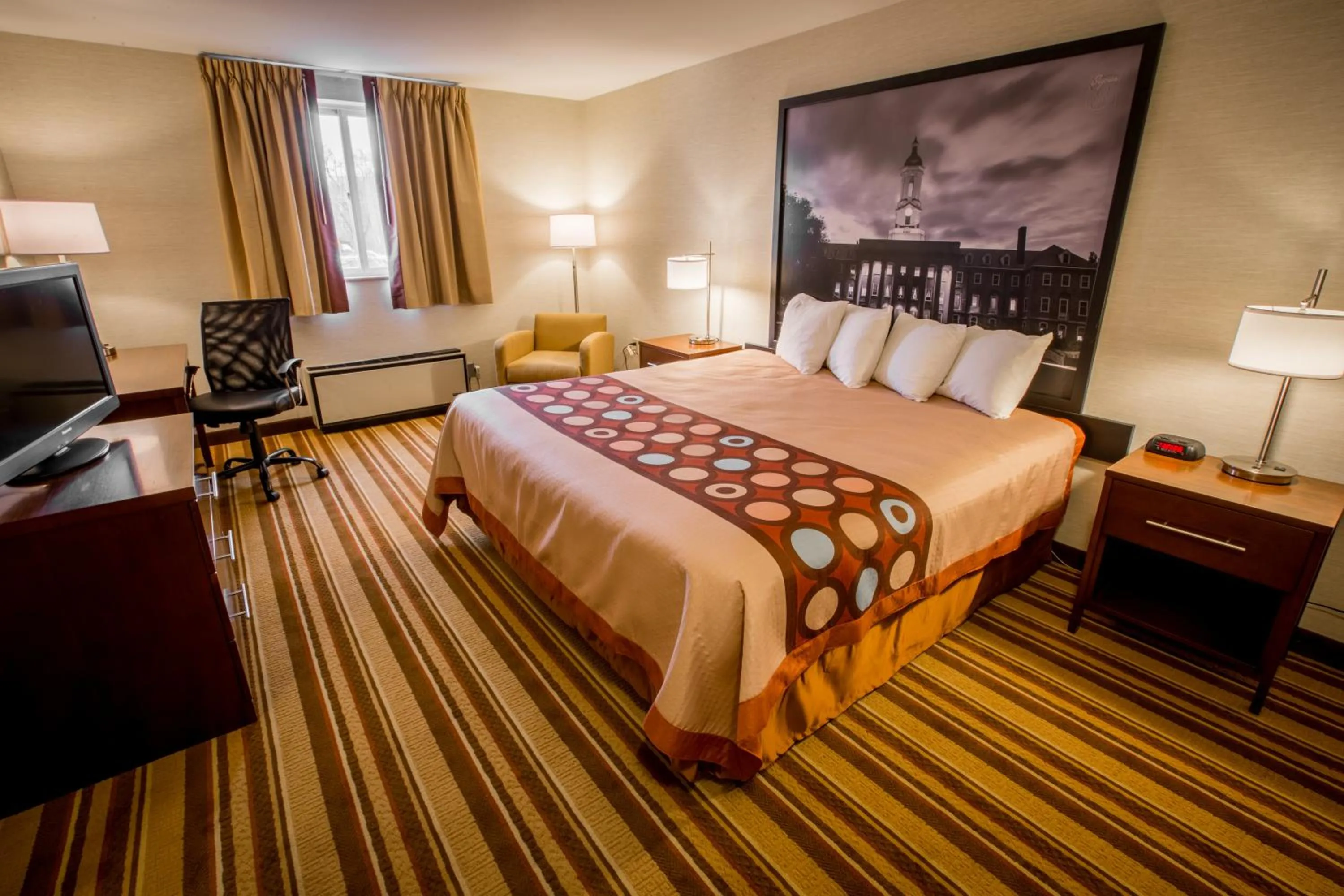 King Room - Non-Smoking in Super 8 by Wyndham State College