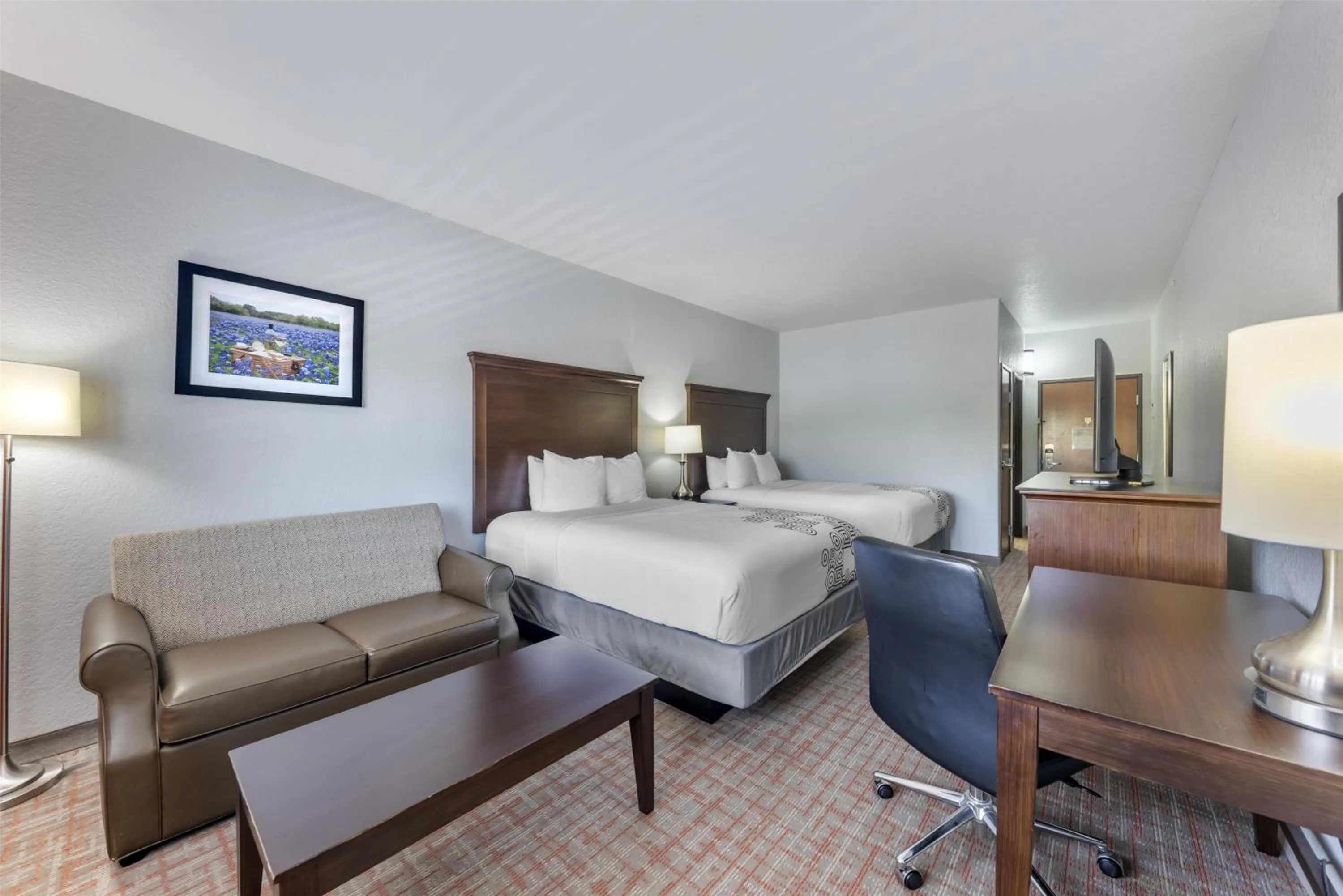 Queen Room with Two Queen Beds in Best Western Plus Fredericksburg