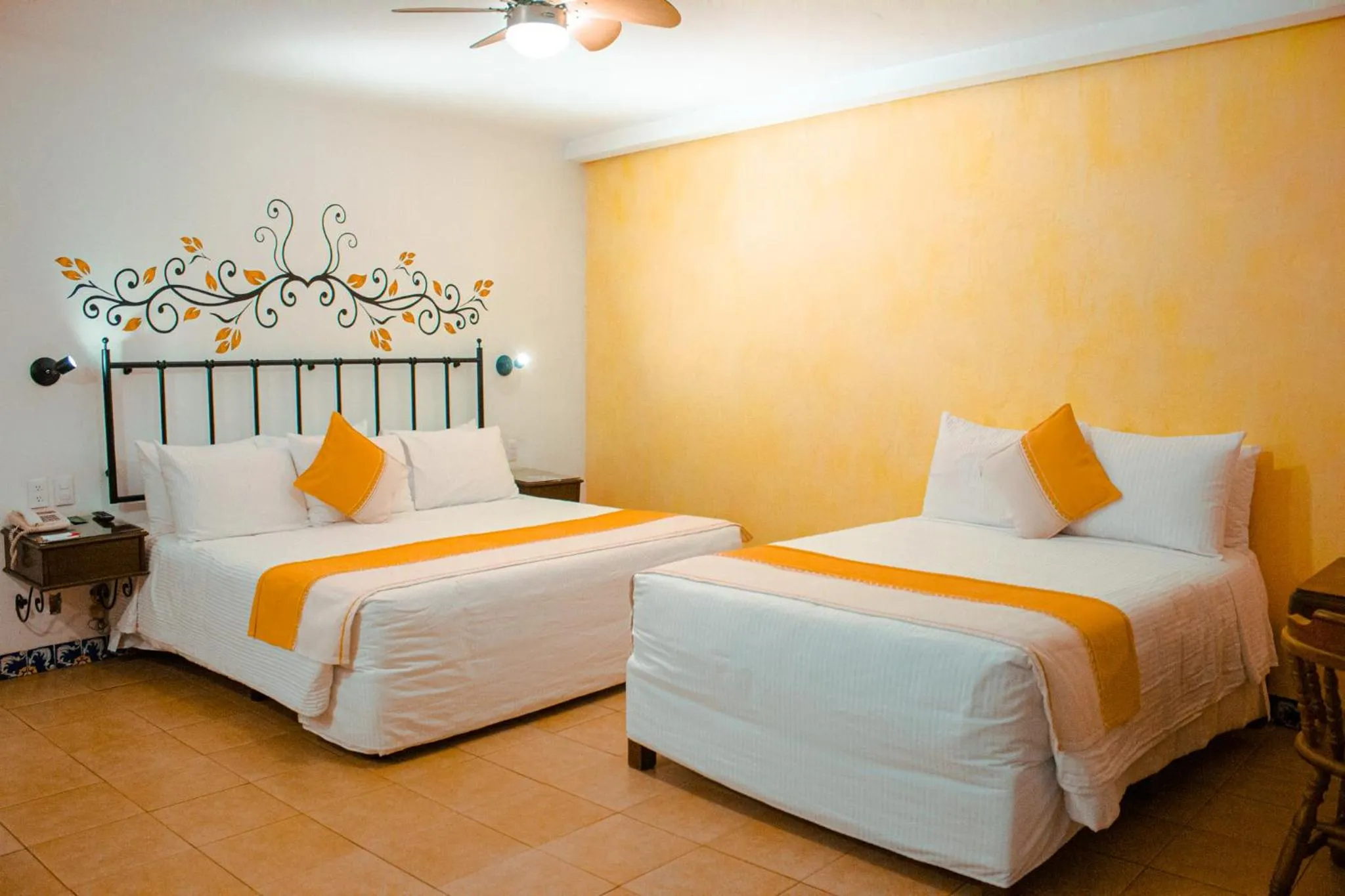 Interior Superior Double Room in Hotel Oaxaca Real