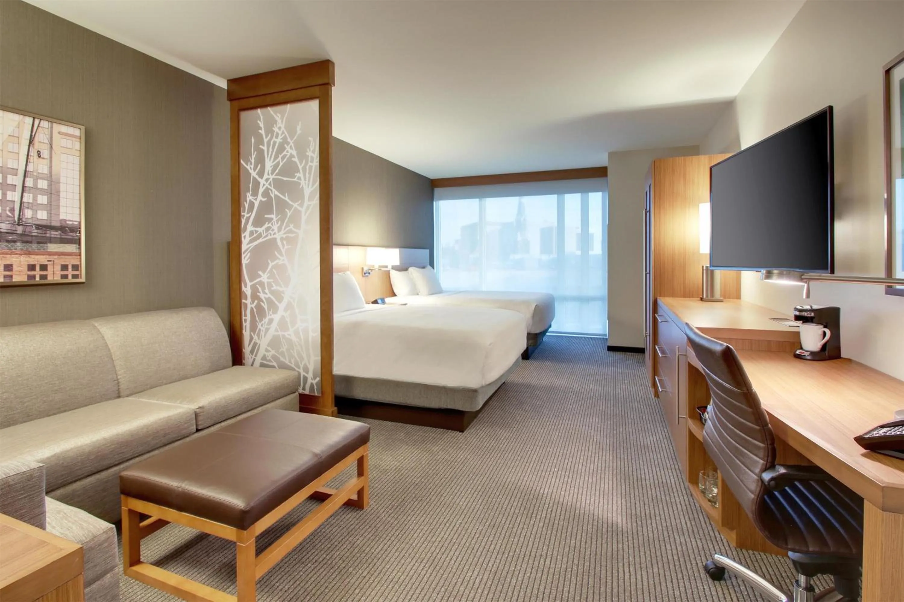 Queen Room with Two Queen Beds and View in Hyatt Place Milwaukee Downtown