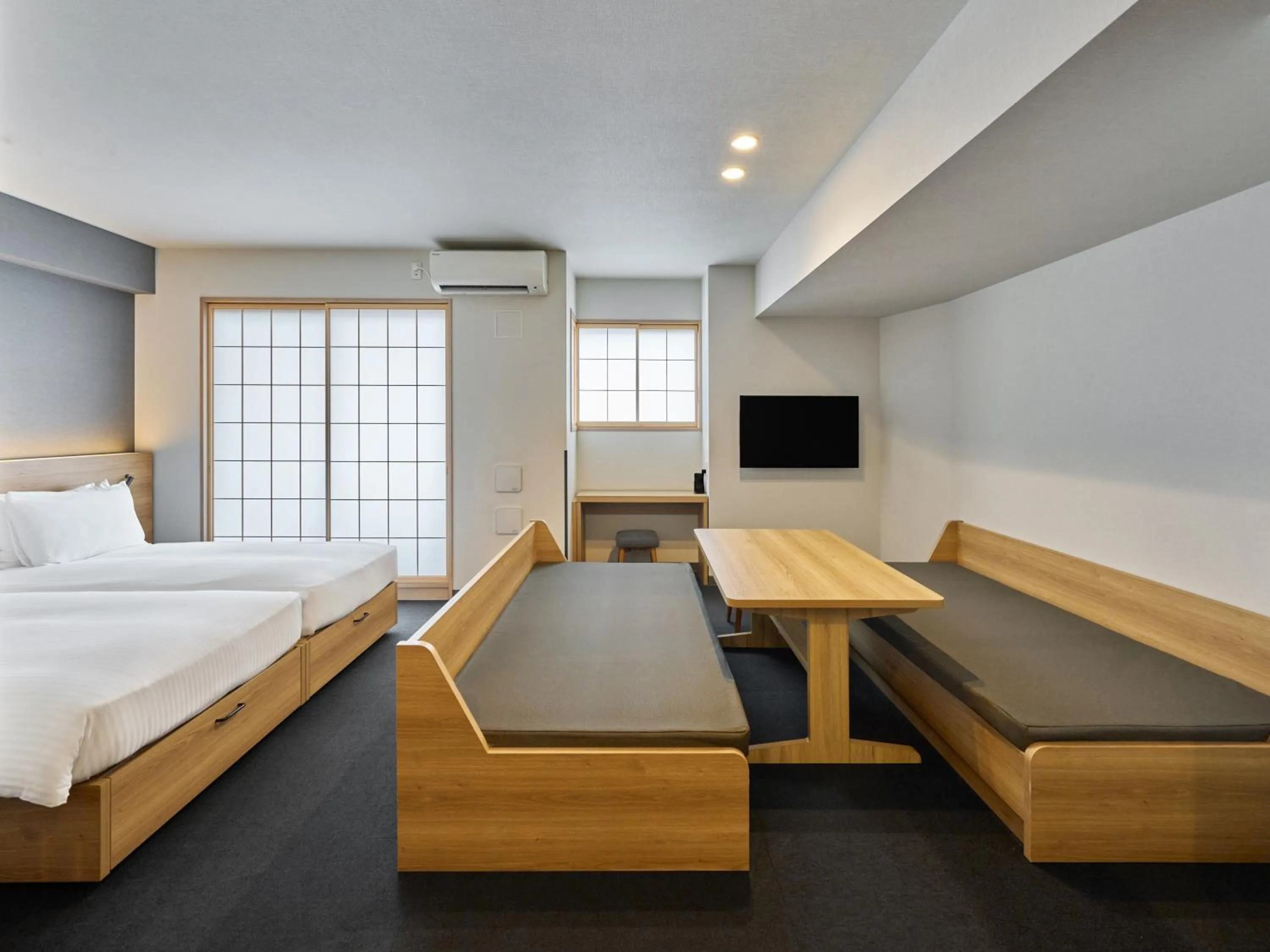Floor Rental (3 rooms) in MIMARU Tokyo Ueno Inaricho