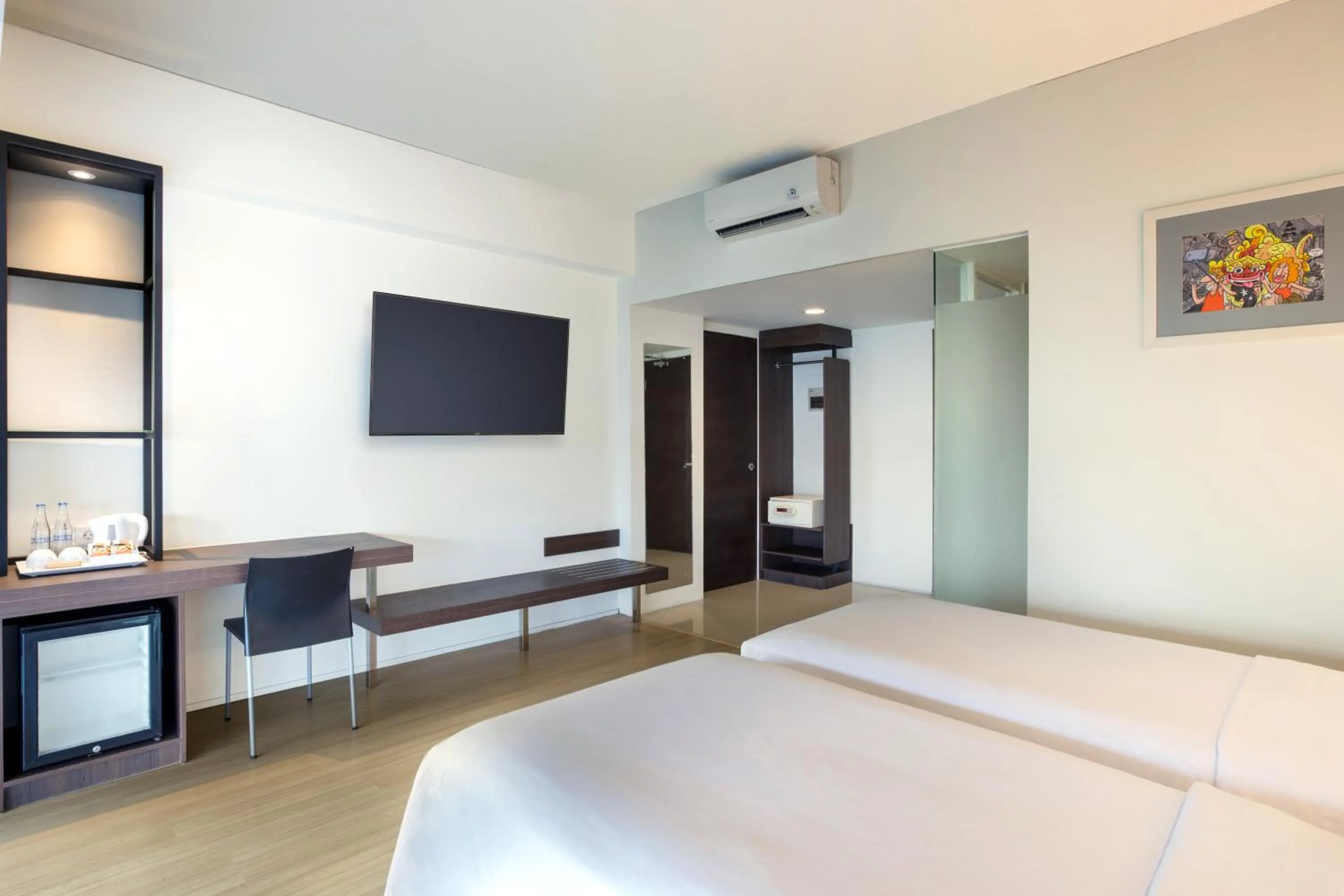 HARRIS Room in HARRIS Hotel & Residences Sunset Road