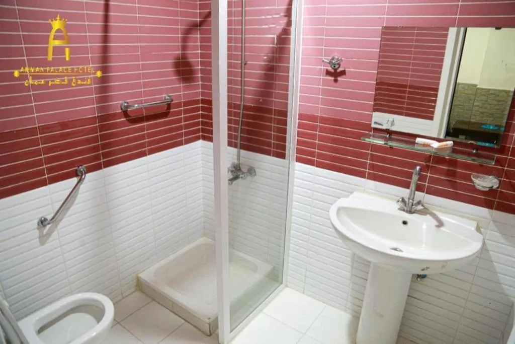 Deluxe Twin Room in Amman Palace Hotel