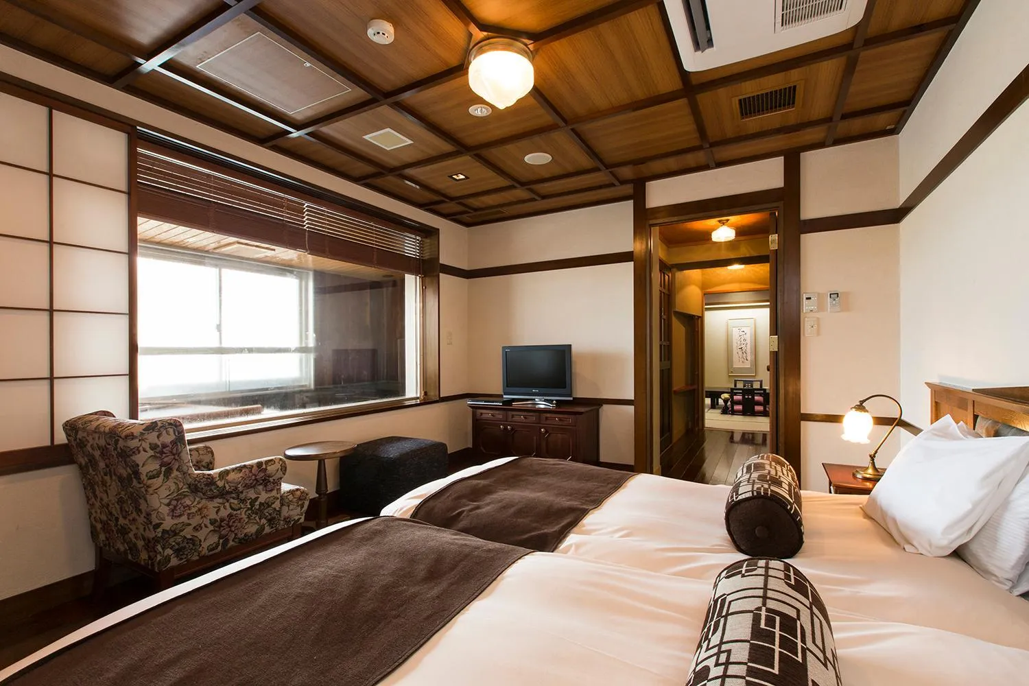 Japanese-Modern Suite with Hot Spring Bath in Bourou Noguchi Hakodate
